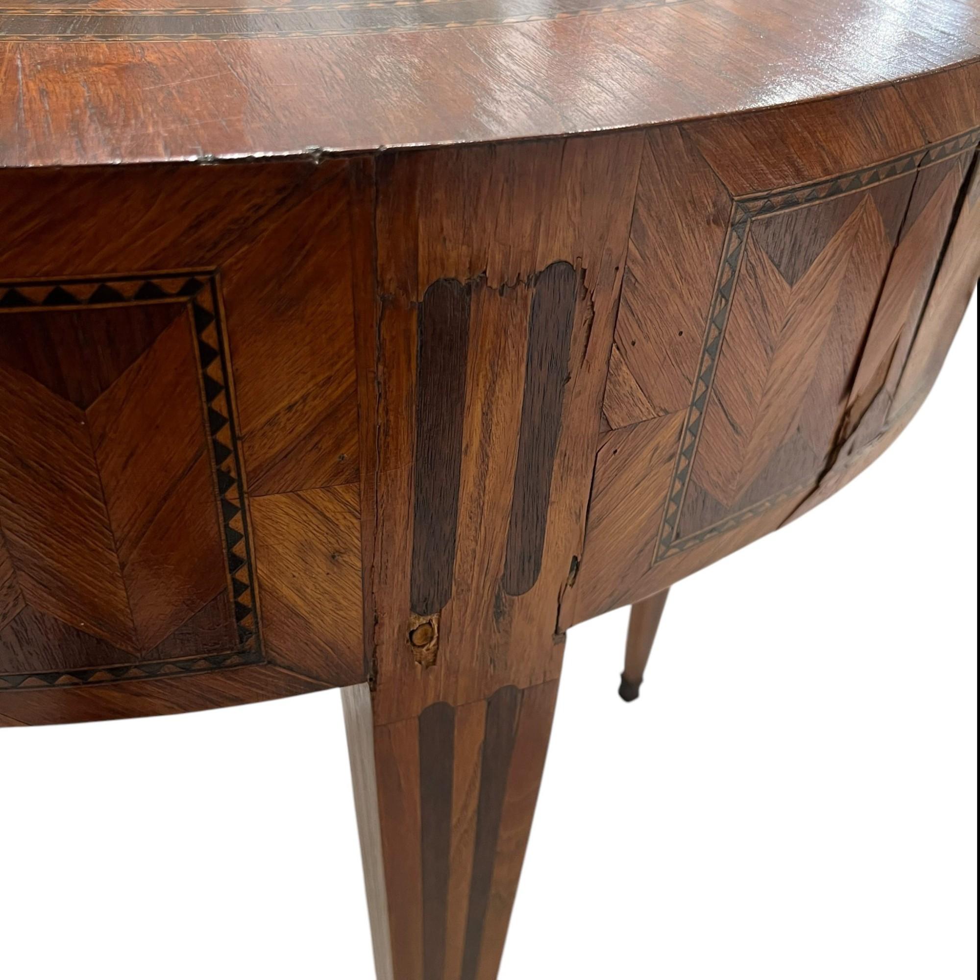Bois Table à jeux en marqueterie italienne du 18e siècle en vente