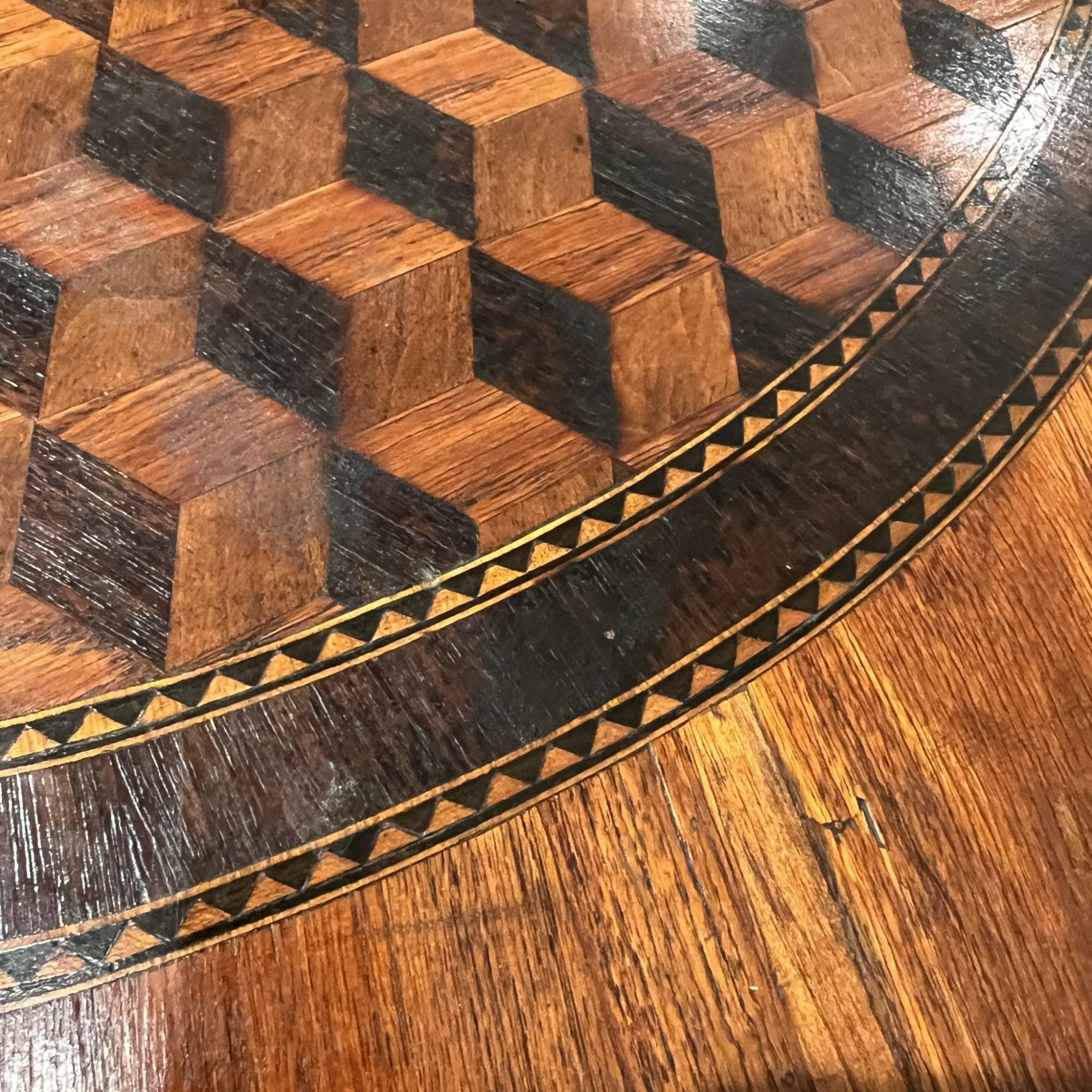 Table à jeux en marqueterie italienne du 18e siècle en vente 1