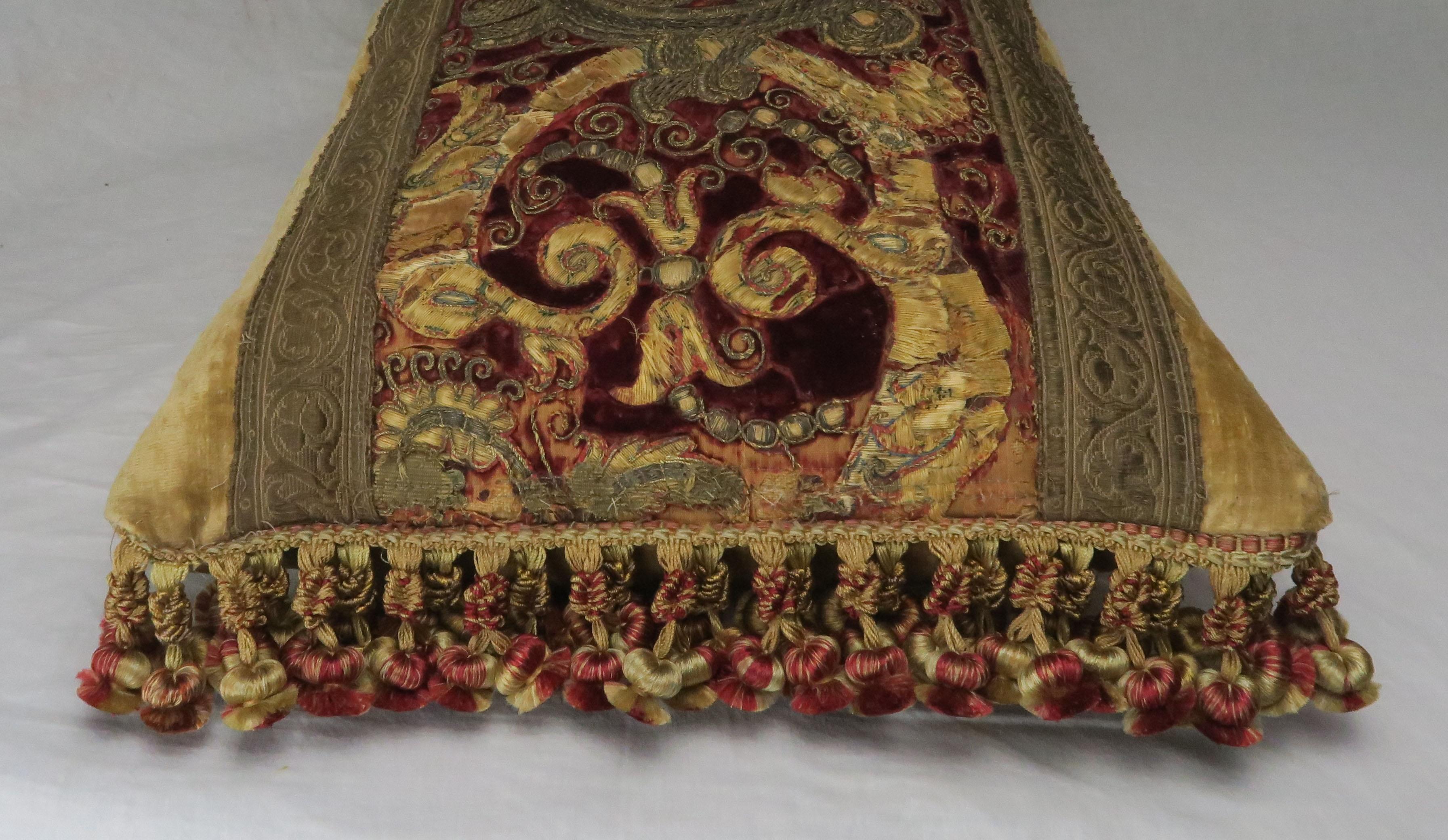 18th Century Italian Metallic Embroidered Velvet Pillow 2