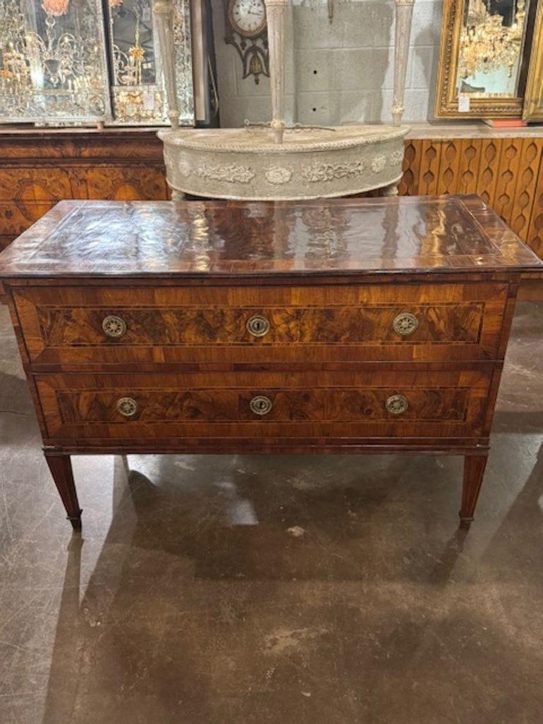 18th Century Italian Neo-Classical Commode in vendita 2