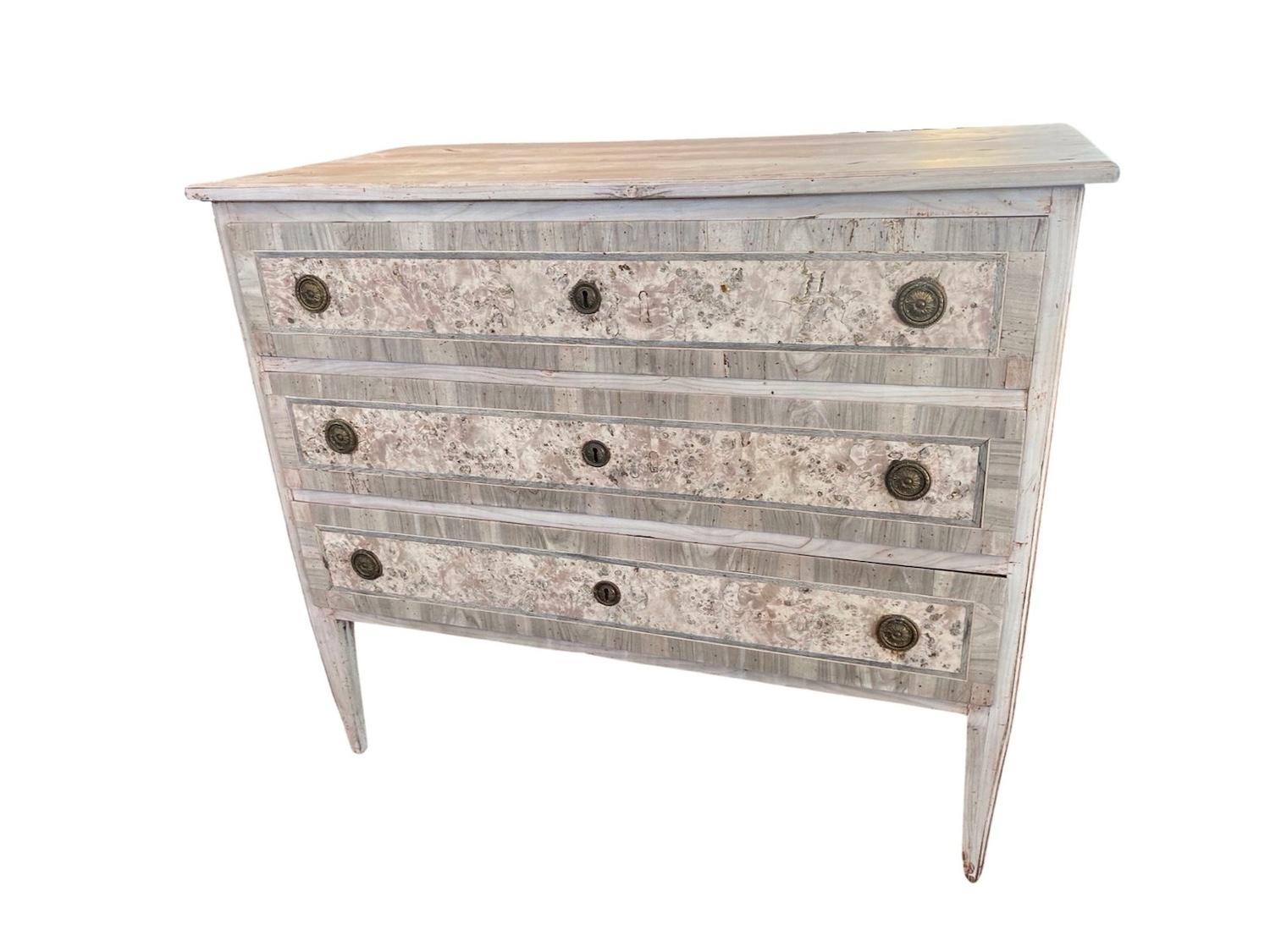 18th Century Italian Neoclassical Bleached Cherry Commode with Walnut Burl For Sale 11