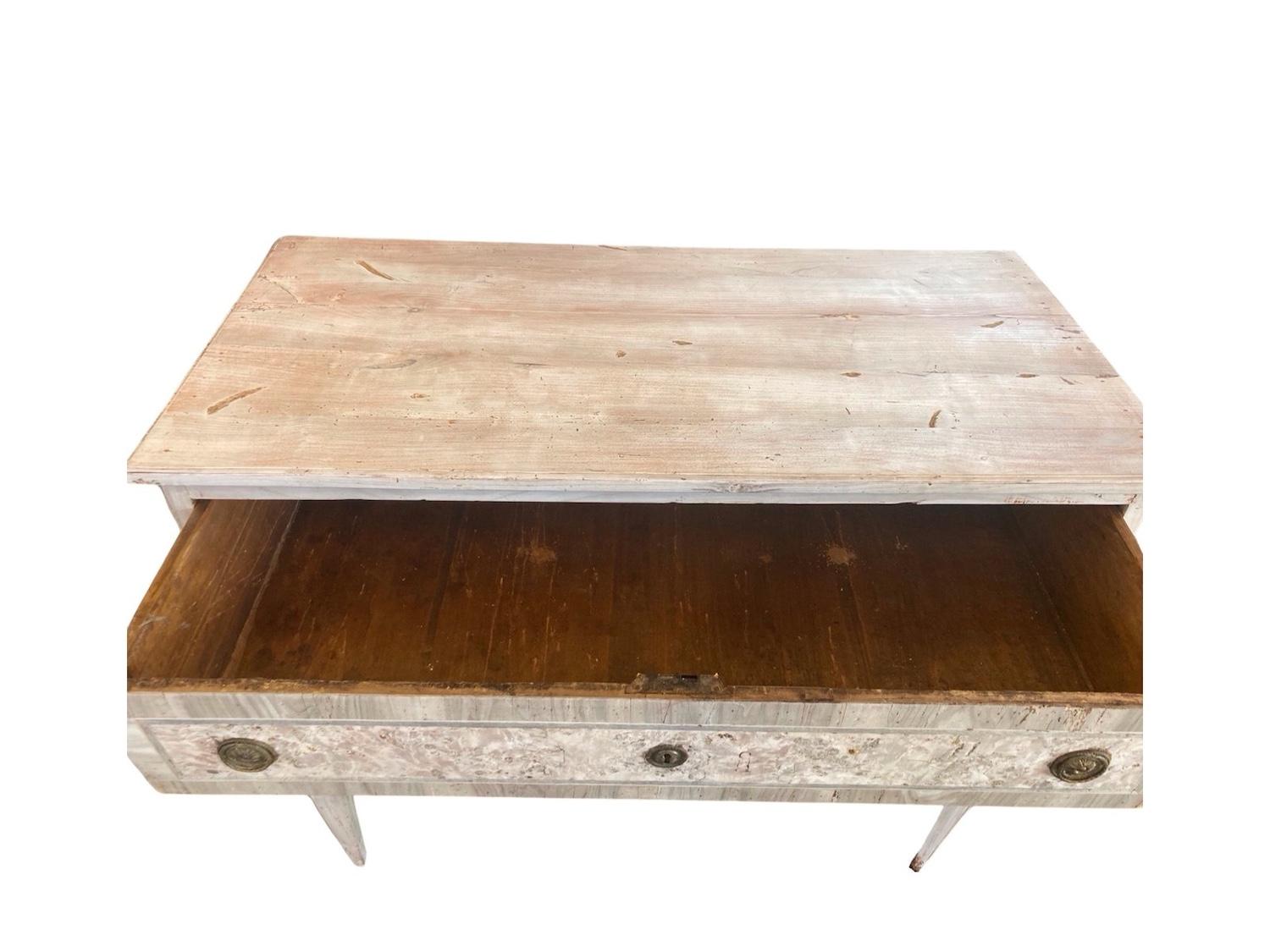 18th Century Italian Neoclassical Bleached Cherry Commode with Walnut Burl In Good Condition For Sale In Carmine, TX