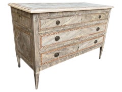 Commode in noce sbiancato neoclassico italiano del XVIII secolo