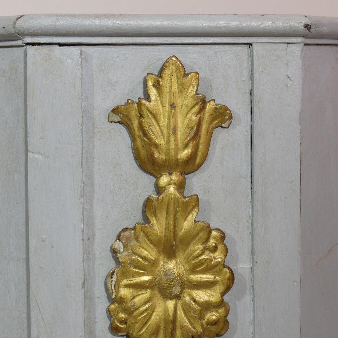 Autel néoclassique italien du 18ème siècle en bois sculpté en vente 10