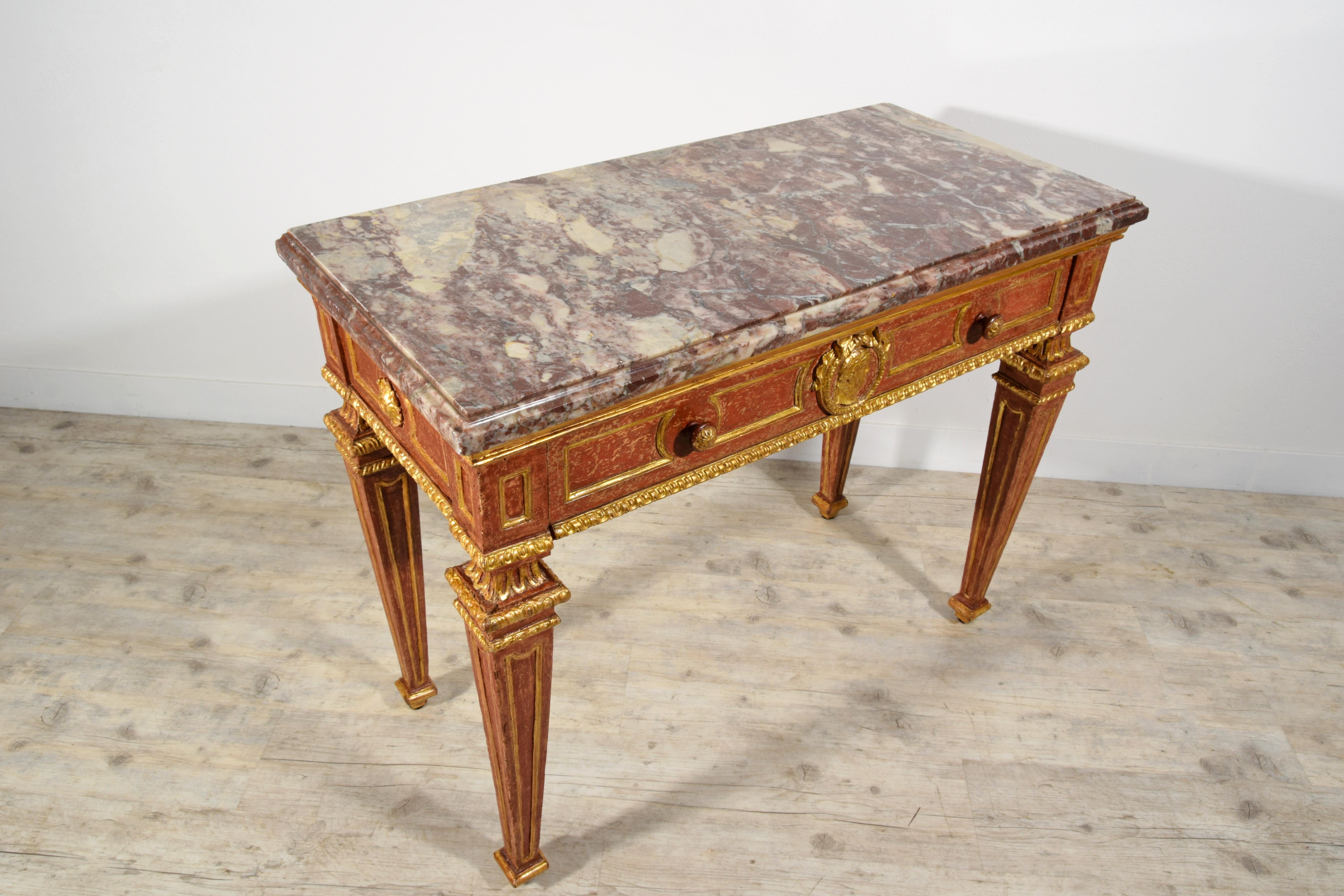 18th Century, Italian Neoclassical Gilded and Red Lacquered Wood with Marble Top For Sale 6