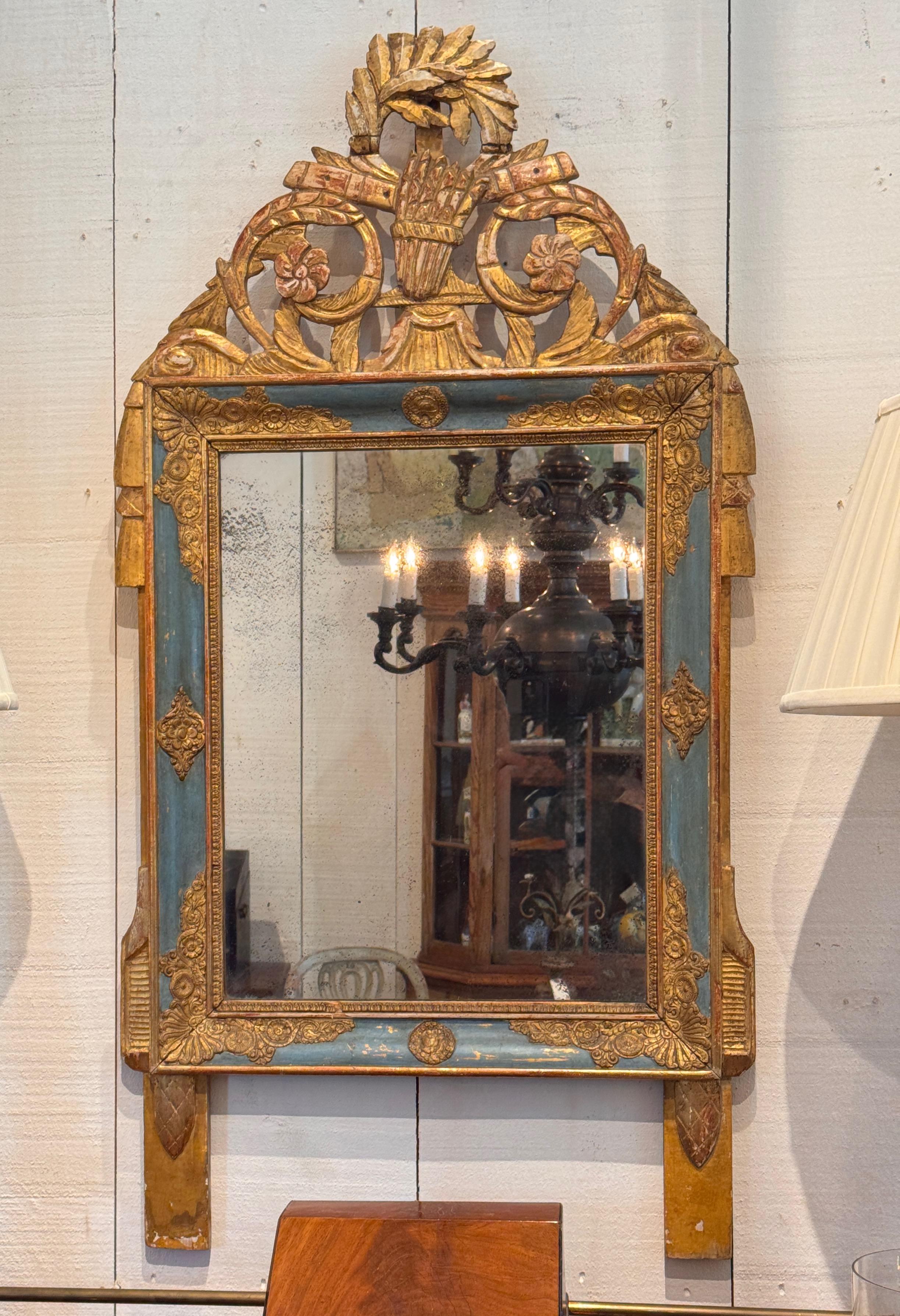 18th Century Italian Neoclassical Giltwood Mirror In Good Condition For Sale In Charlottesville, VA