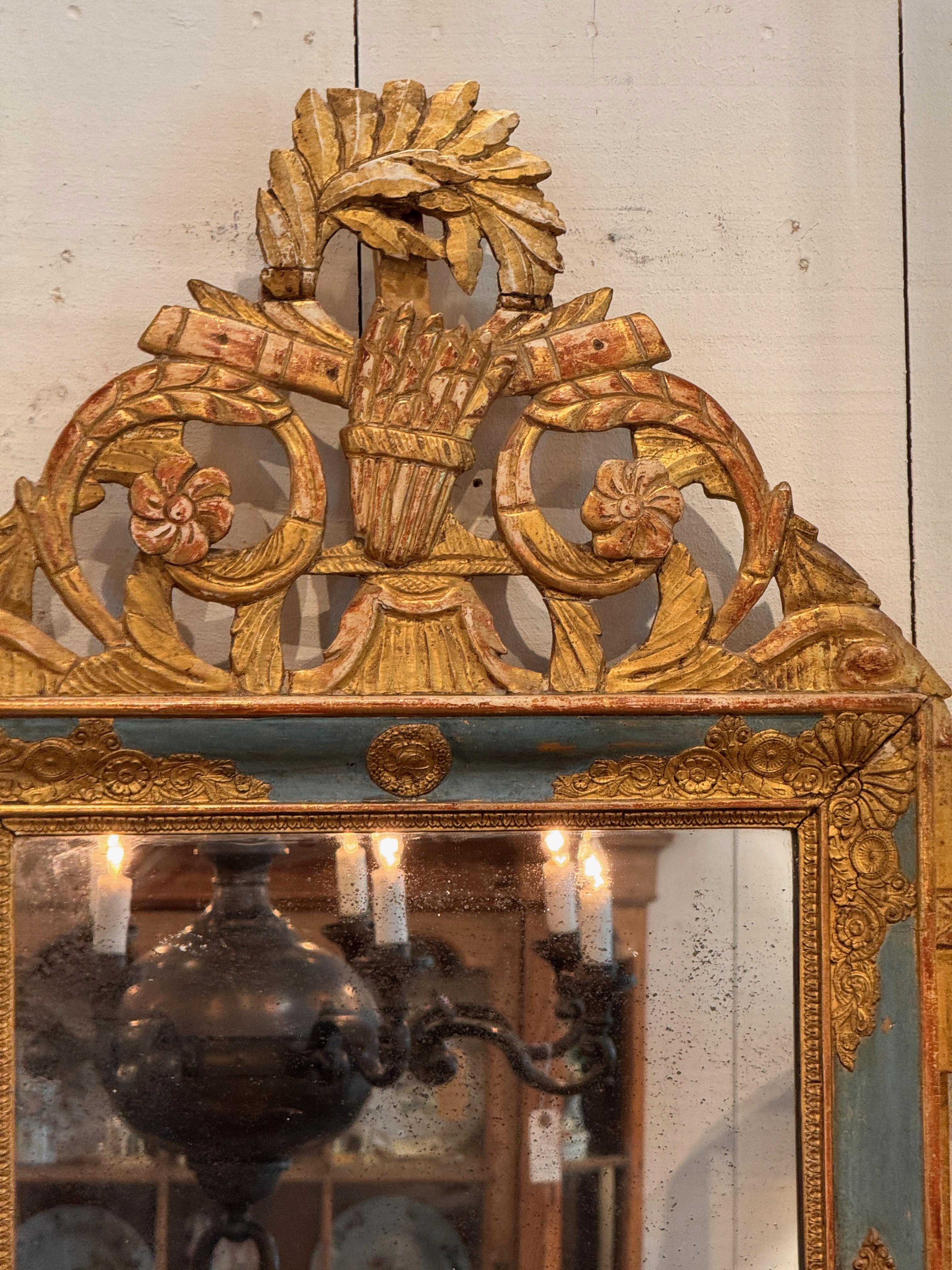 18th Century Italian Neoclassical Giltwood Mirror For Sale 2