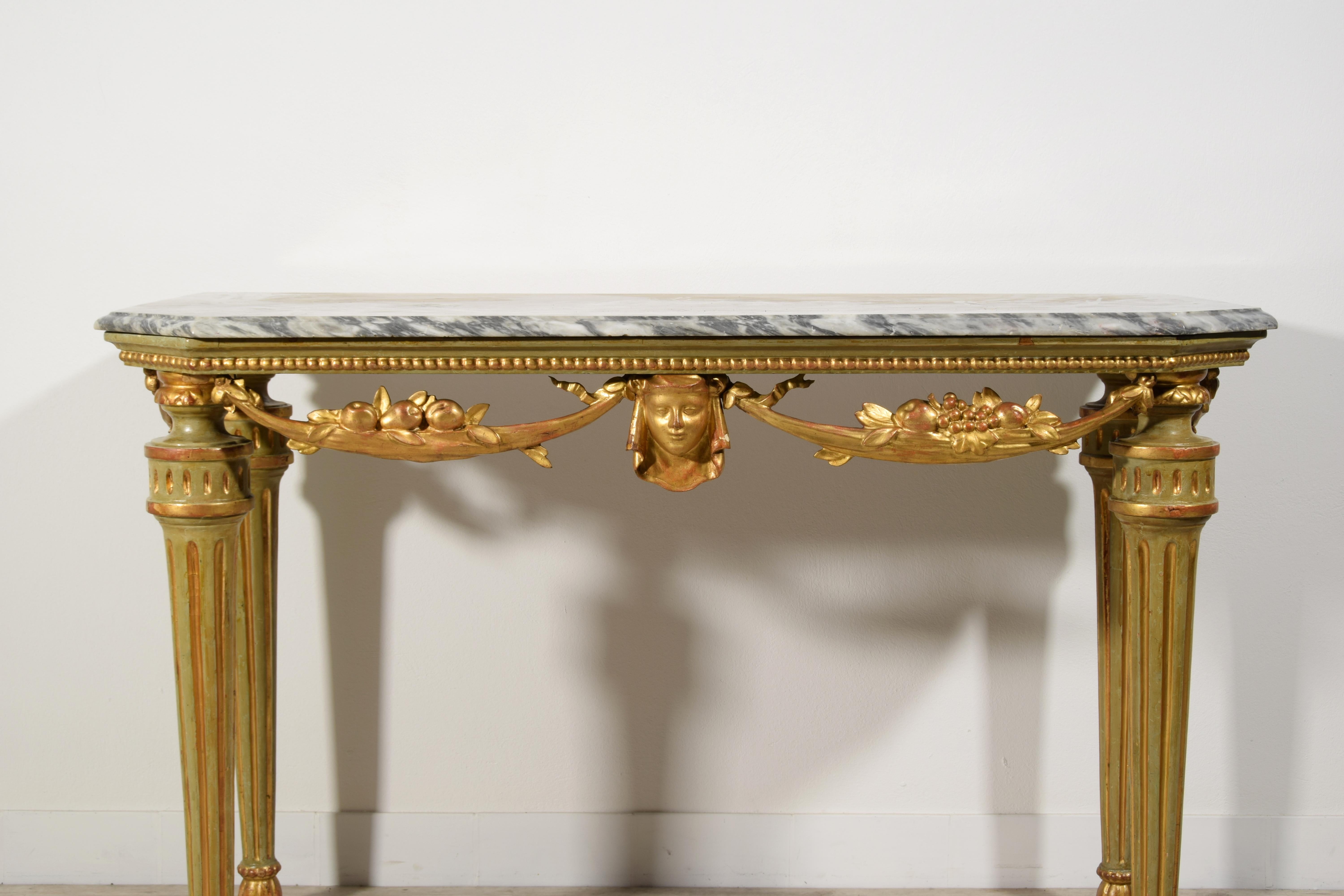 XVIIIe siècle, Table console néoclassique italienne en bois laqué et doré  en vente 10