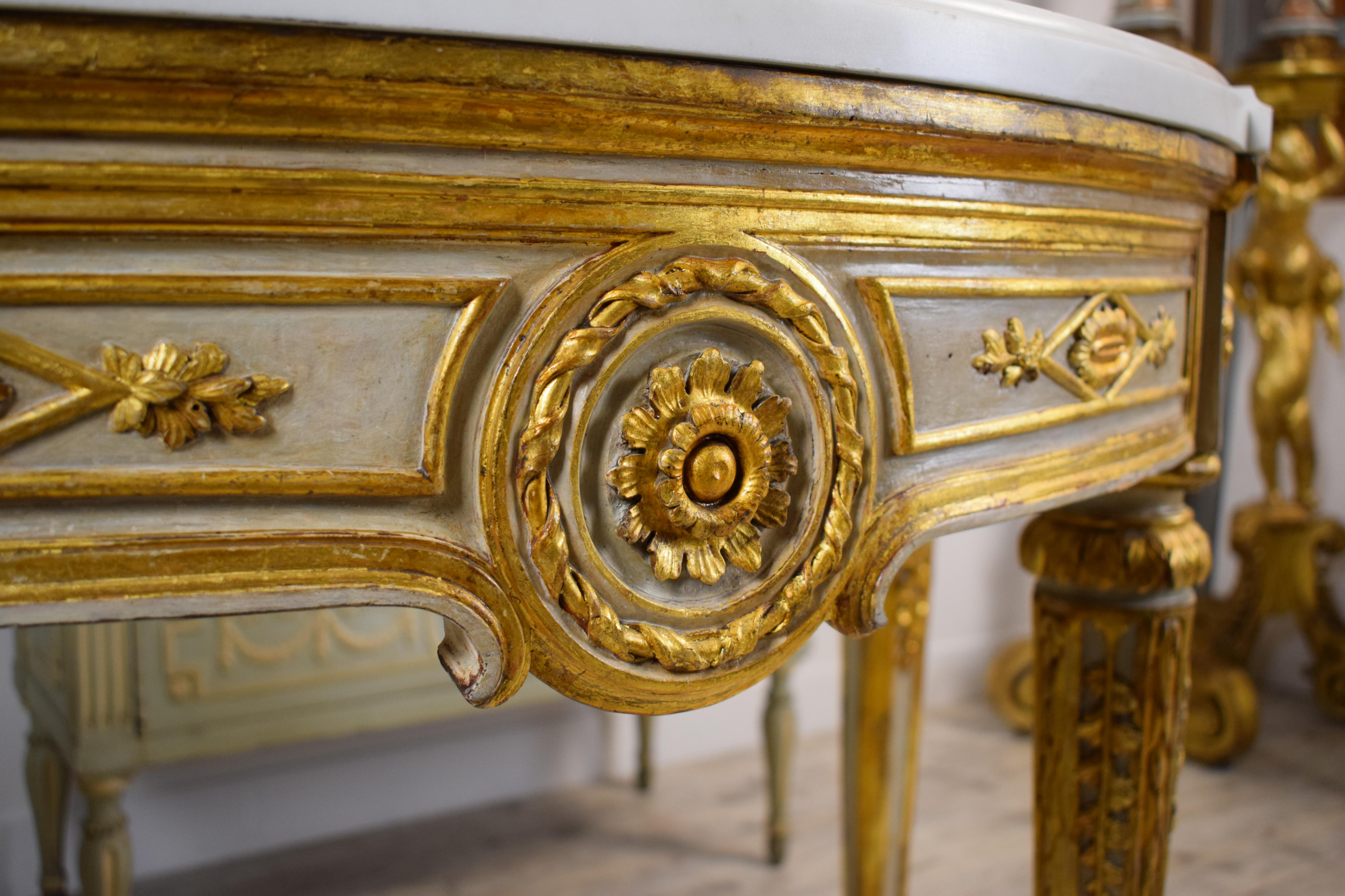 18th Century, Italian Neoclassical Lacquered and Giltwood Console Table For Sale 5