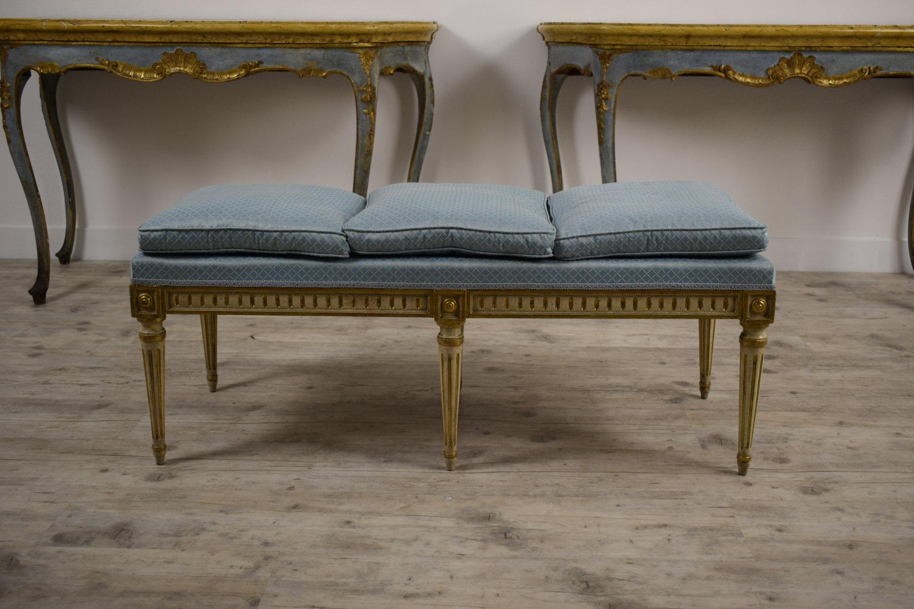 18th Century, Italian Neoclassical Lacquered and Giltwood Center Bench 6