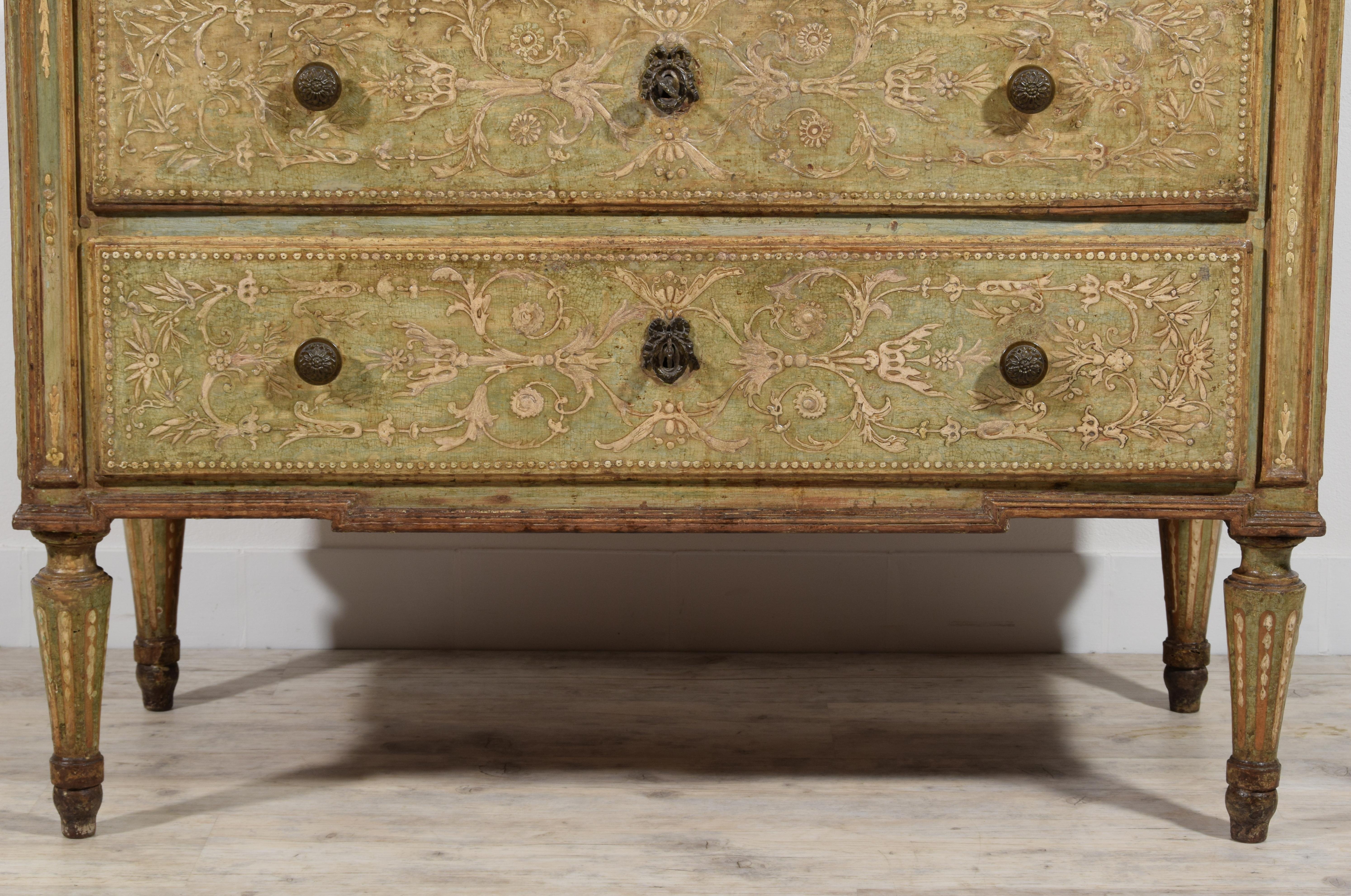18th Century, Italian Neoclassical Lacquered Wood Chest of Drawer 11