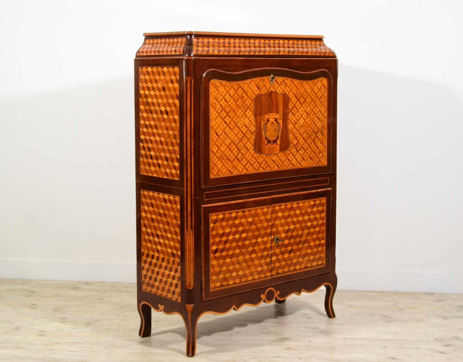 Neoclassico Segreteria in legno intarsiato neoclassica italiana del XVIII secolo in vendita