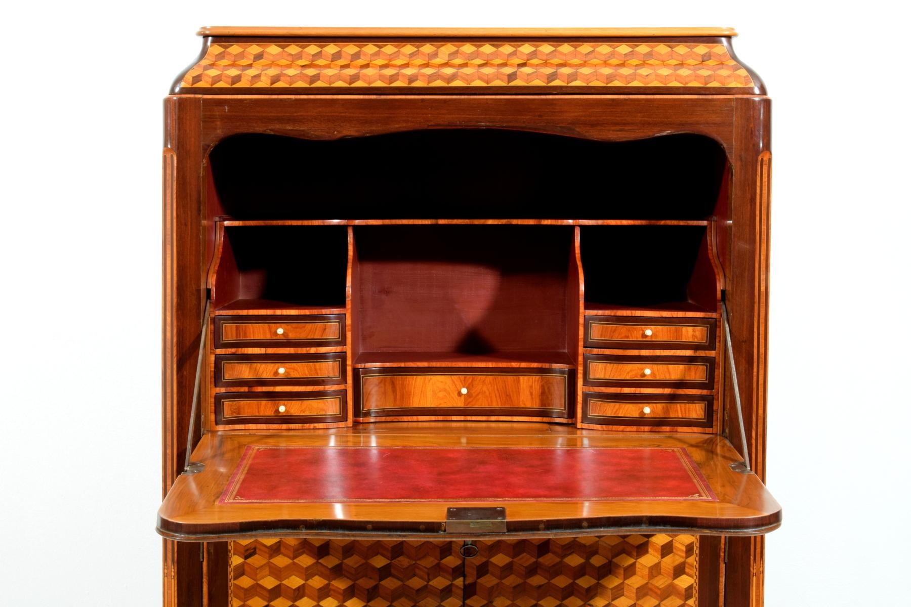 Segreteria in legno intarsiato neoclassica italiana del XVIII secolo in vendita 1