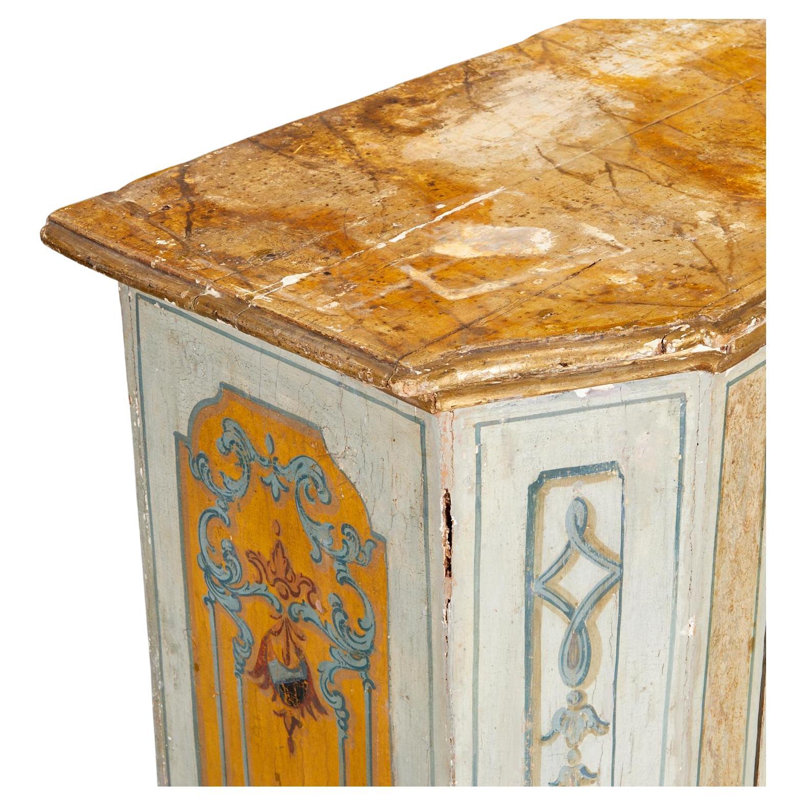 Néoclassique Cabinet peint et décoré néoclassique italien du 18e siècle en vente