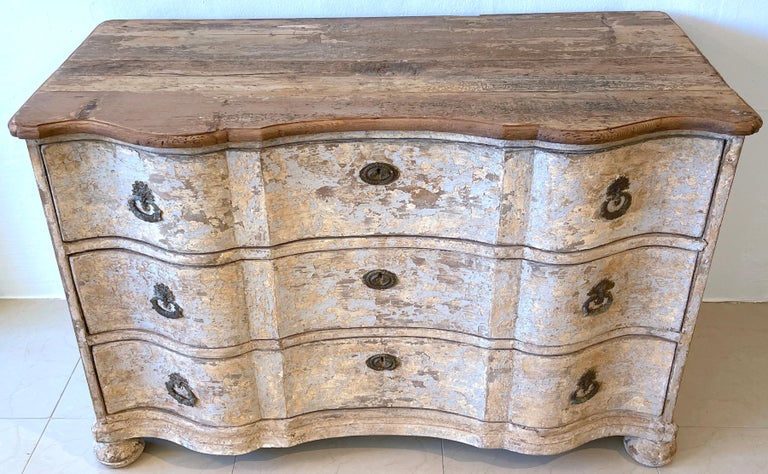 18th Century Italian Neoclassical Painted Serpentine Commode For Sale ...