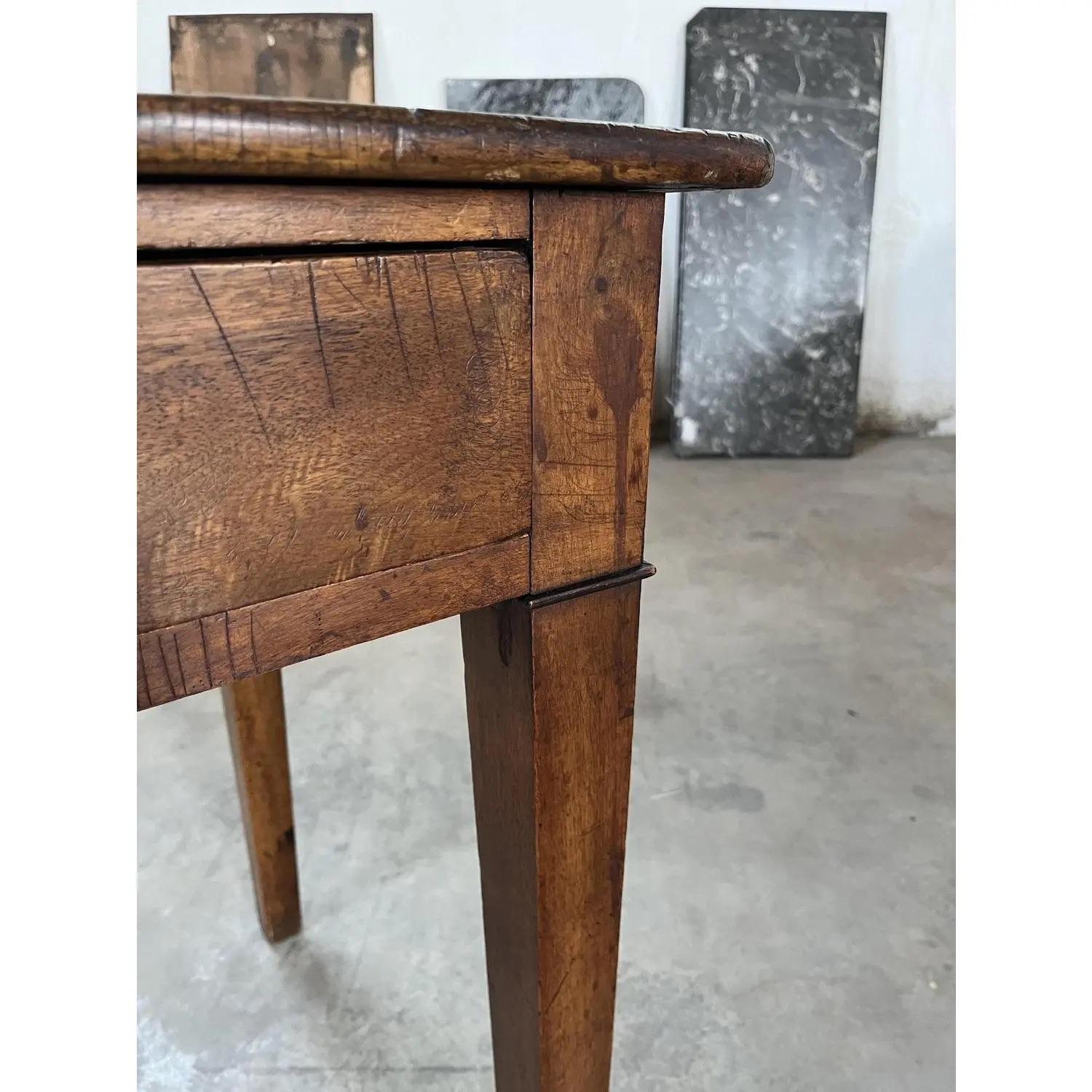 18th Century Italian Neoclassical Side Table 2