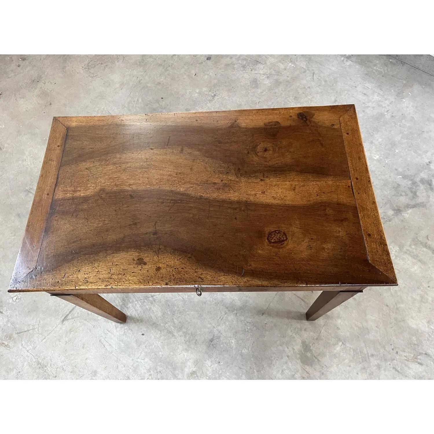 18th Century Italian Neoclassical Side Table 3