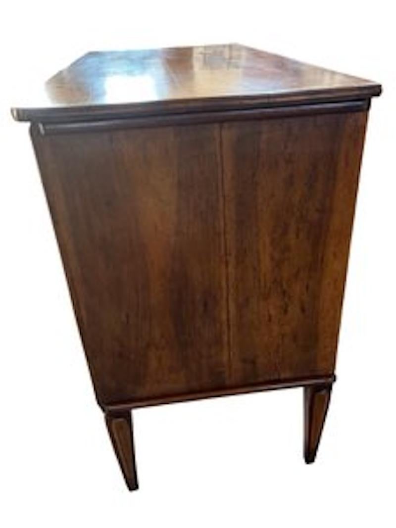 18th Century Italian Neoclassical Walnut Commode with Inlay and Burl Veneer 8