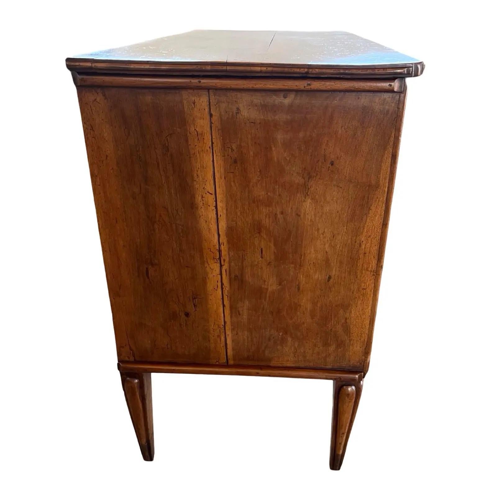 18th Century Italian Neoclassical Walnut Commode with Inlay and Burl Veneer 12
