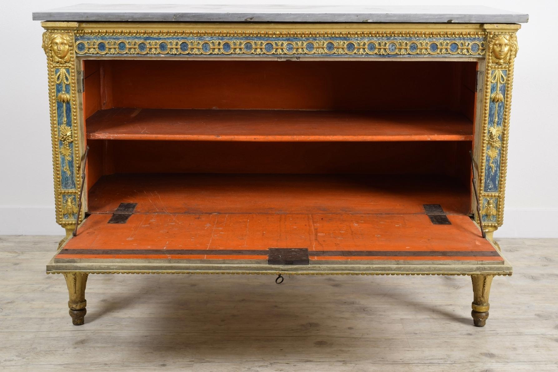 18th Century Italian Neoclassical Wood Dresser Attributed to Francesco Bolgiè 17