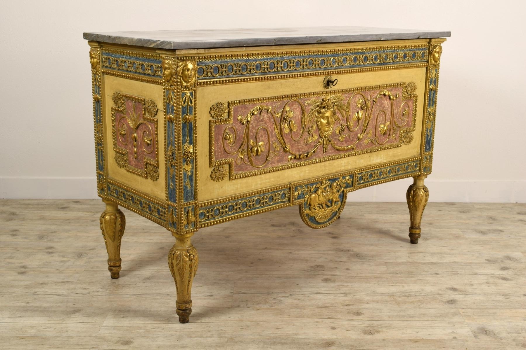 18th Century Italian Neoclassical Wood Dresser Attributed to Francesco Bolgiè 1