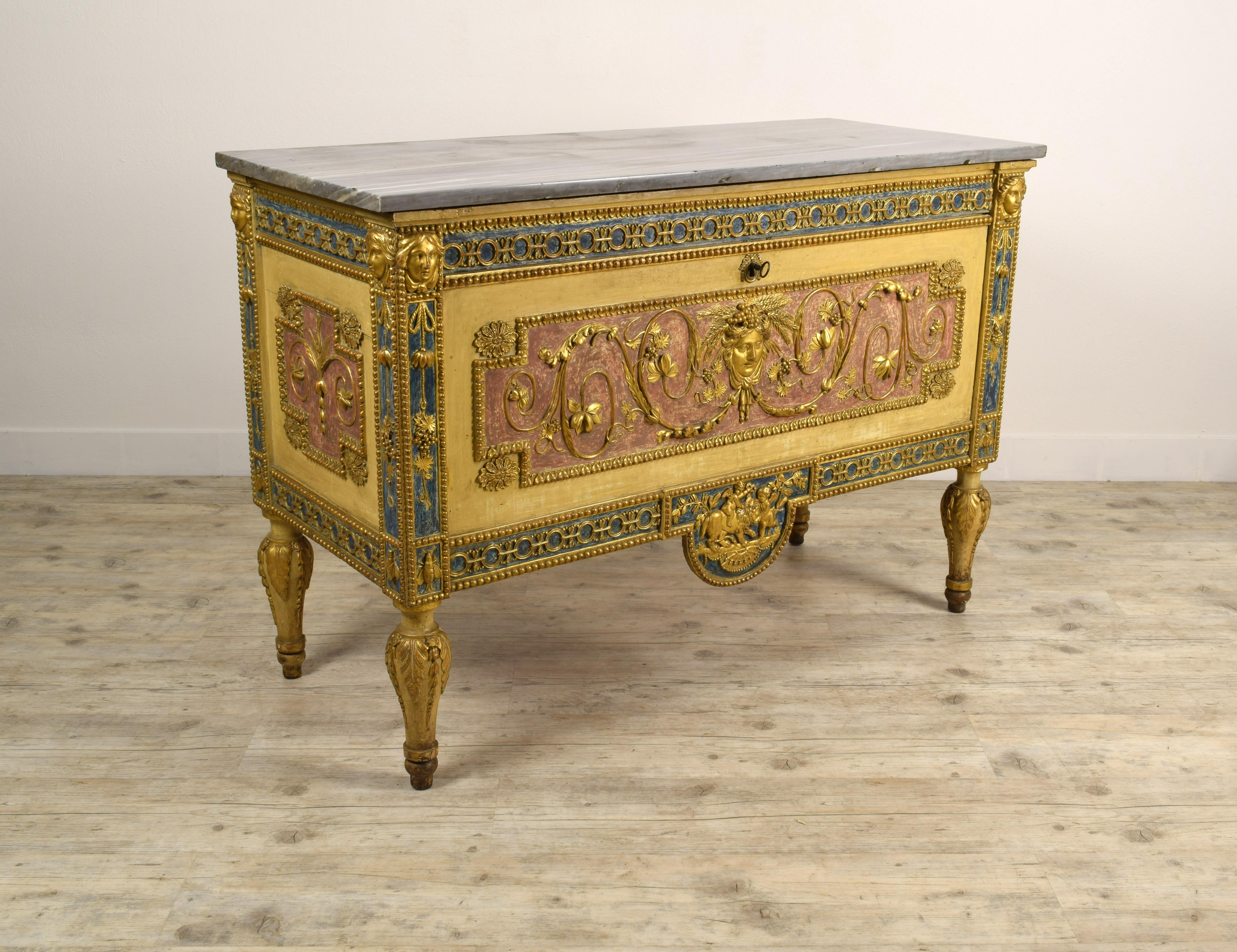 Giltwood 18th Century Italian Neoclassical Wood Dresser Attributed to Francesco Bolgiè For Sale