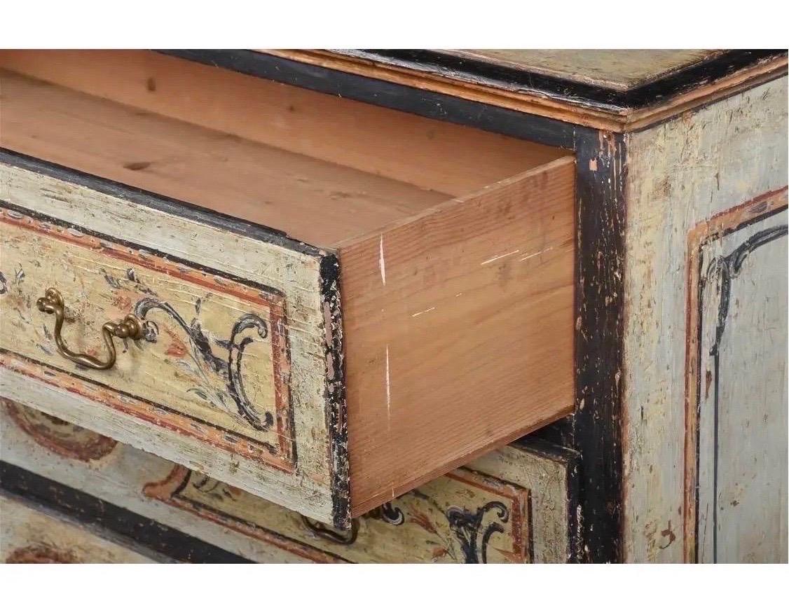 18th Century Italian Neoclassical
Polychrome Painted Commode For Sale 1