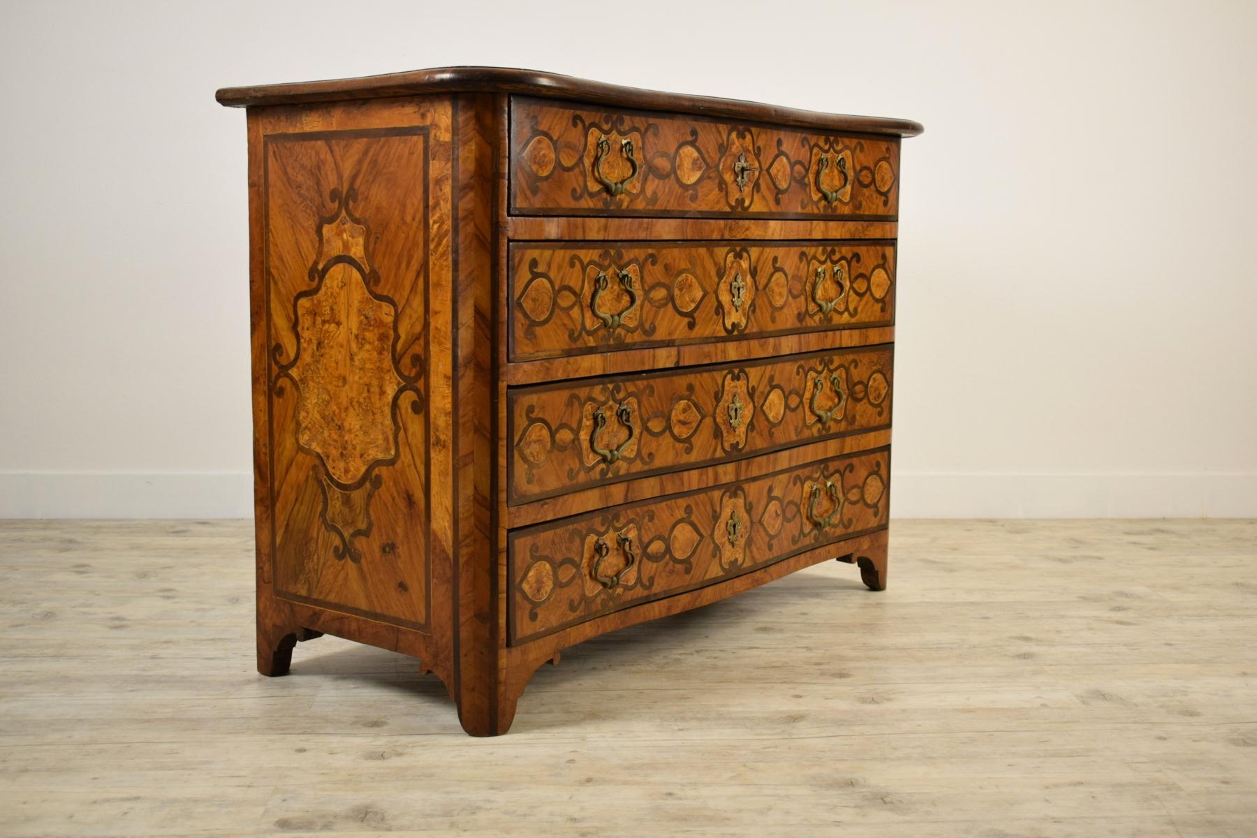 18th Century, Italian Olive Wood Paved and Inlaid Chest of Drawers For Sale 7