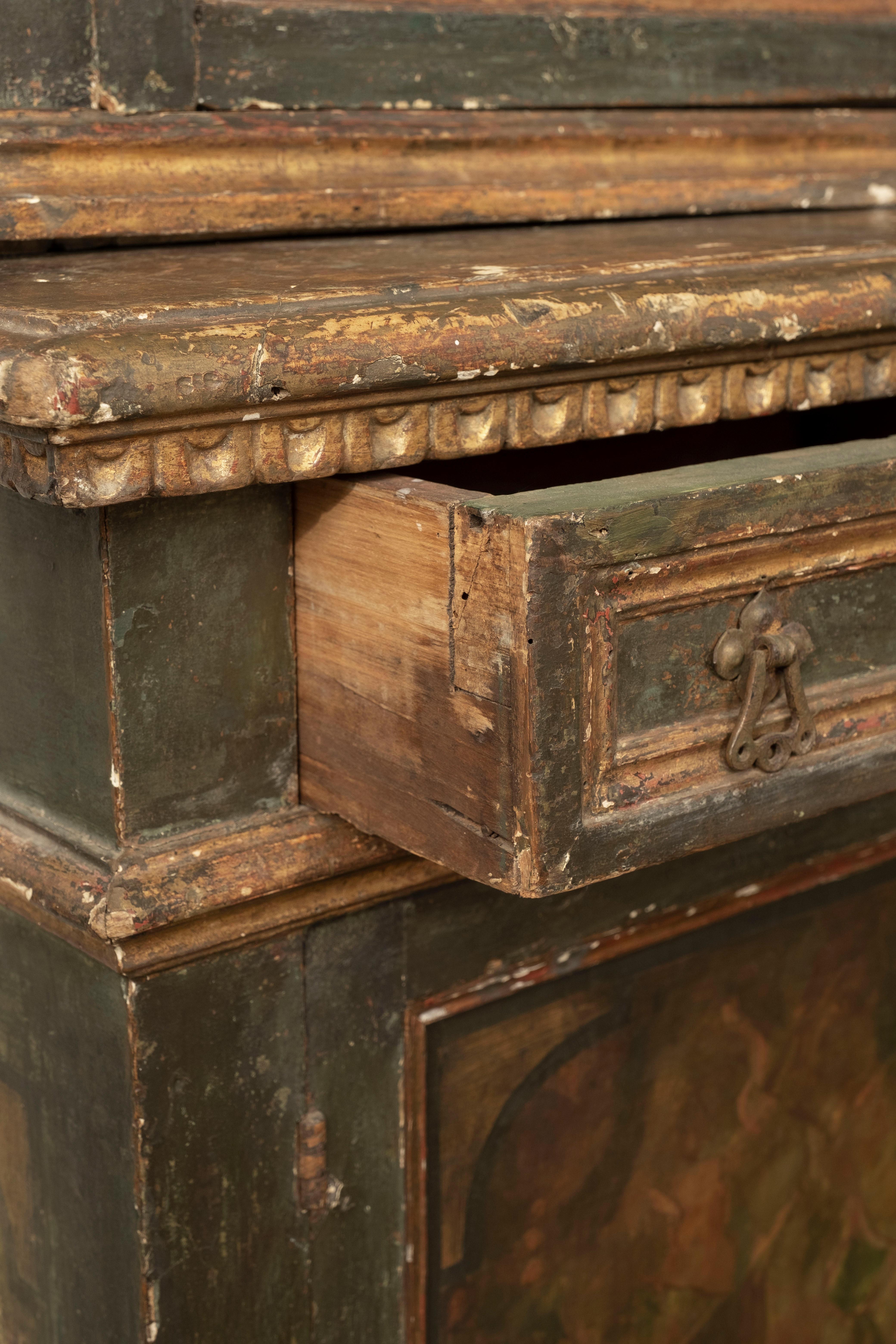 Italian Bookcase, 18th Century Painted And Parcel Gilt For Sale 12
