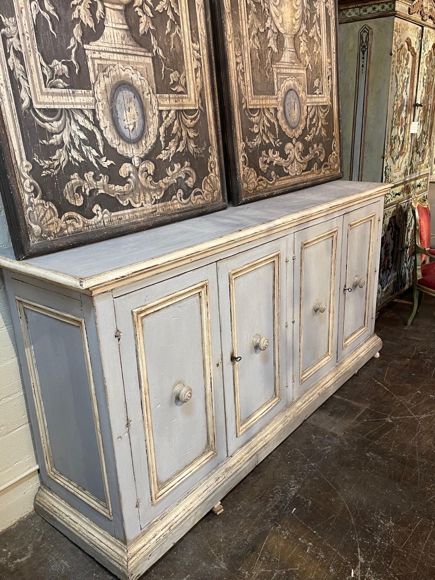 18th Century Italian Painted Buffet For Sale 4