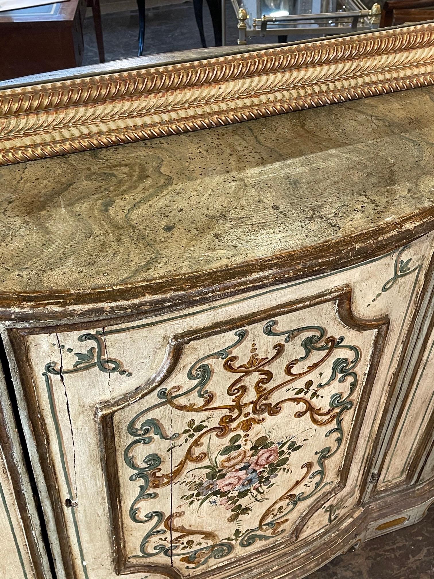 18th Century Italian Painted Commode In Good Condition For Sale In Dallas, TX