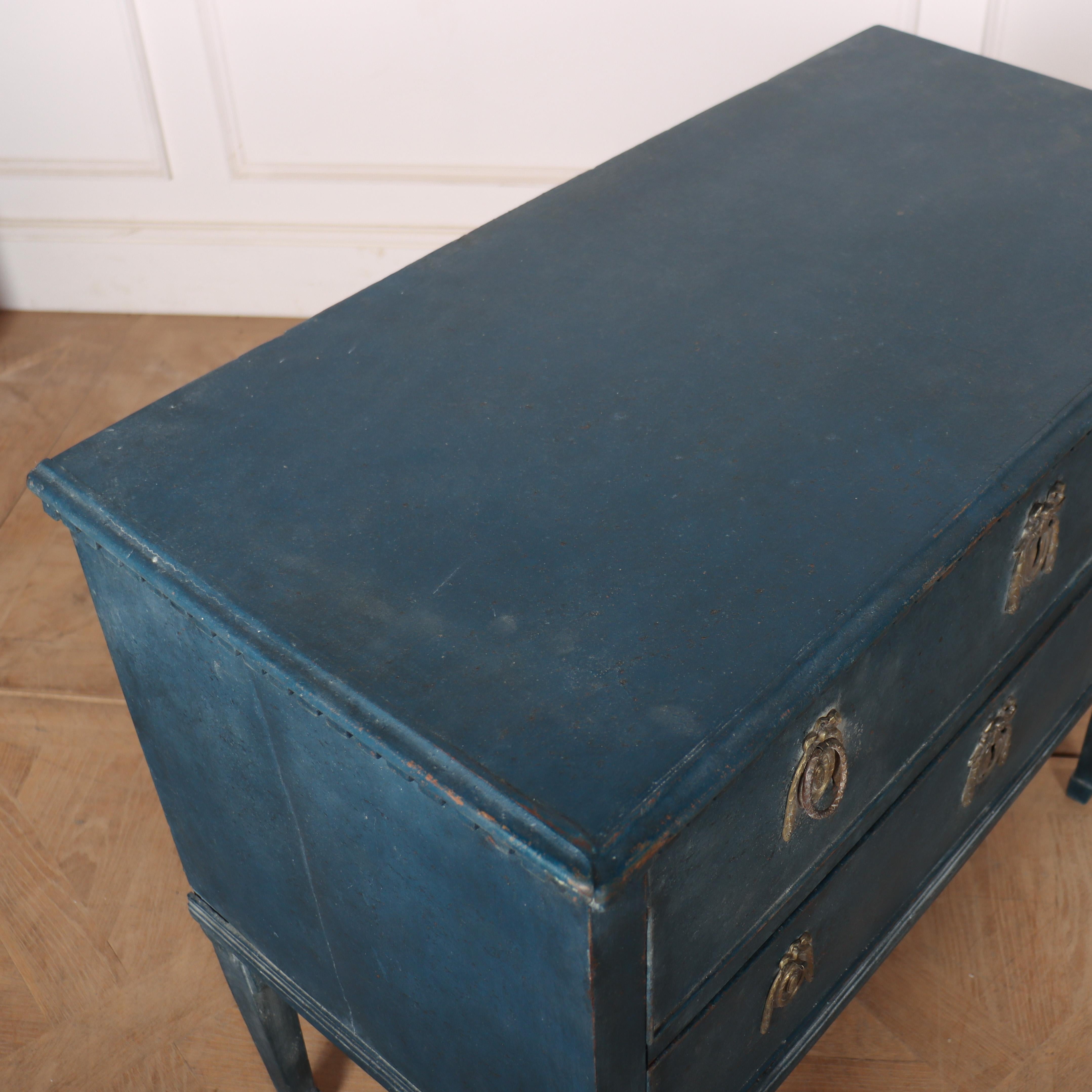 18th Century Italian Painted Commode 3