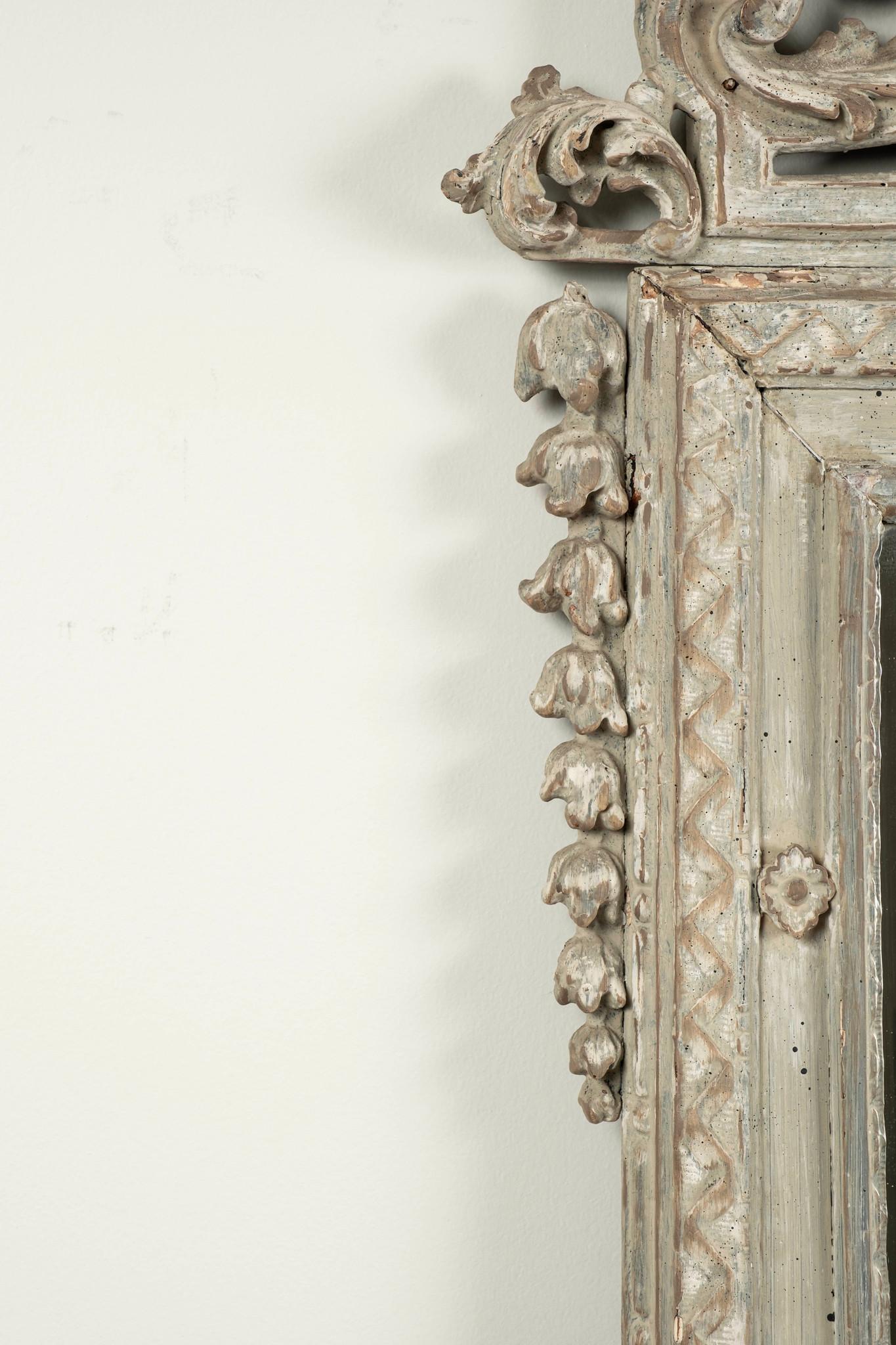 18th Century Italian Louis XV  Painted Mirror In Good Condition For Sale In Houston, TX