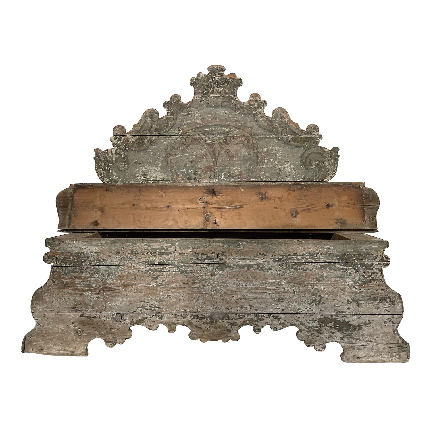 Italienisches Paar barocker Cassapanche-Holzständer aus dem 18. Jahrhundert im Angebot 2