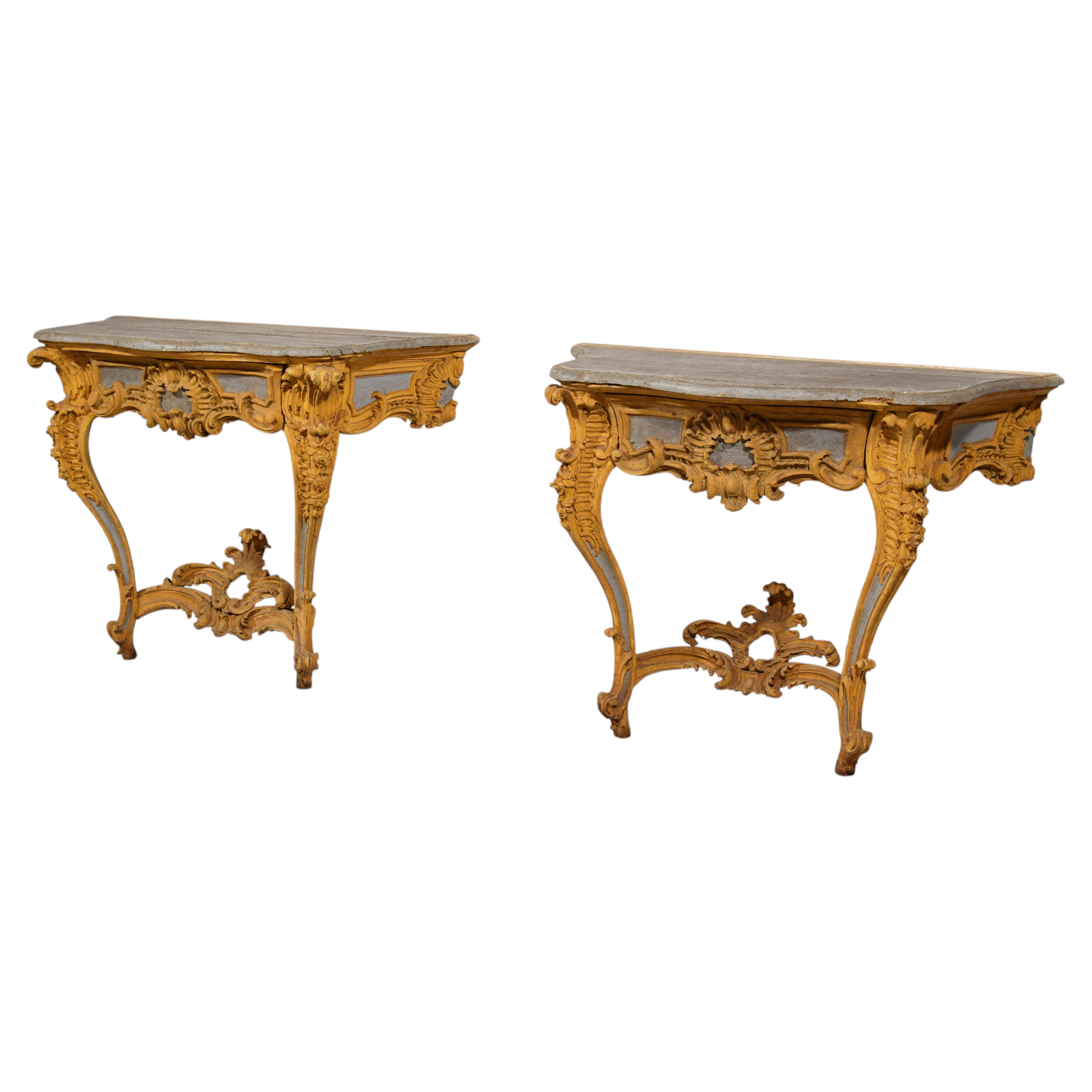 18th Century, Italian Pair of Carved and Lacquered Wood Consoles