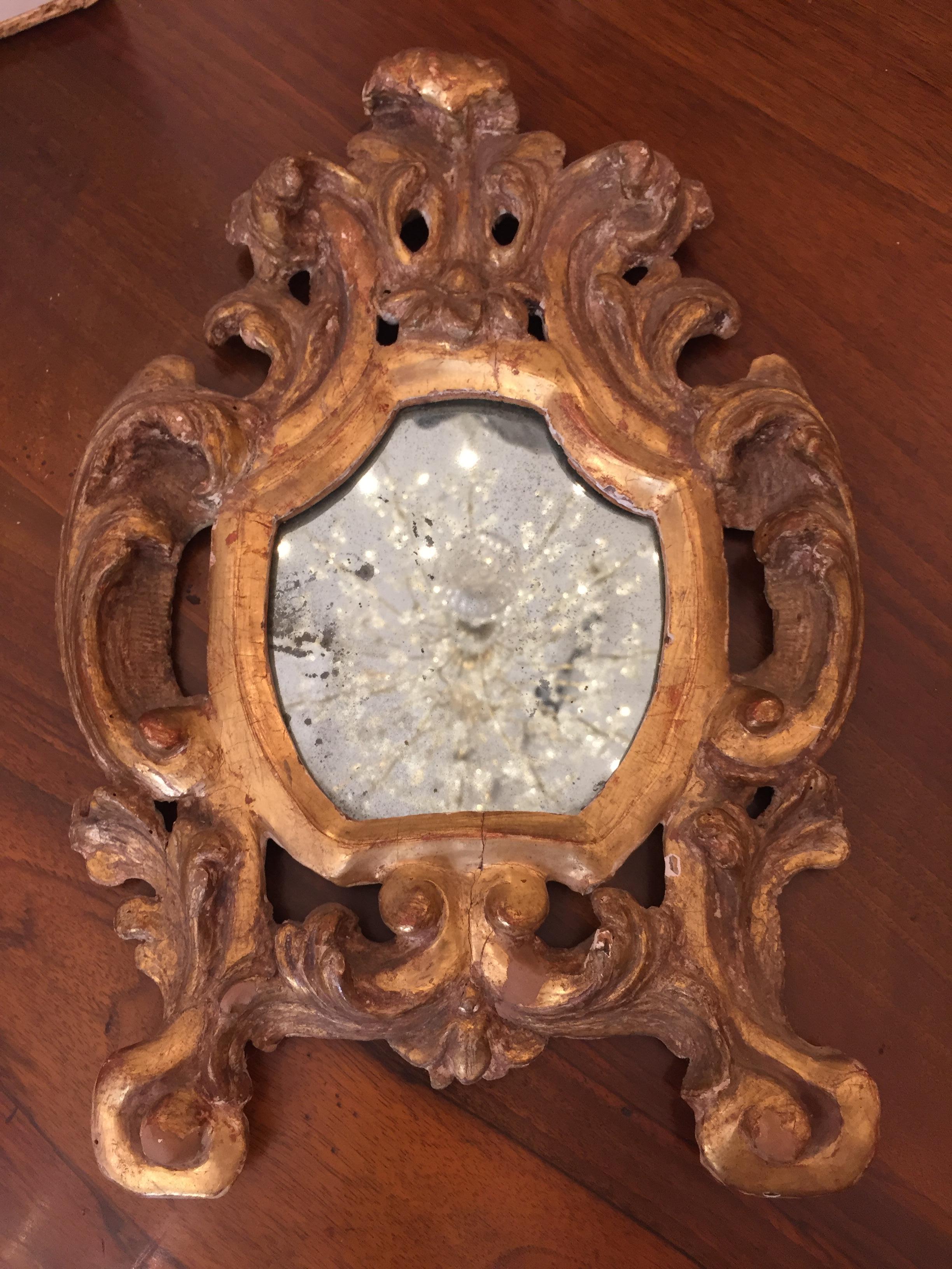 18th Century Italian Pair of Gilt Frames Small Louis XV Carved Mirrors 4