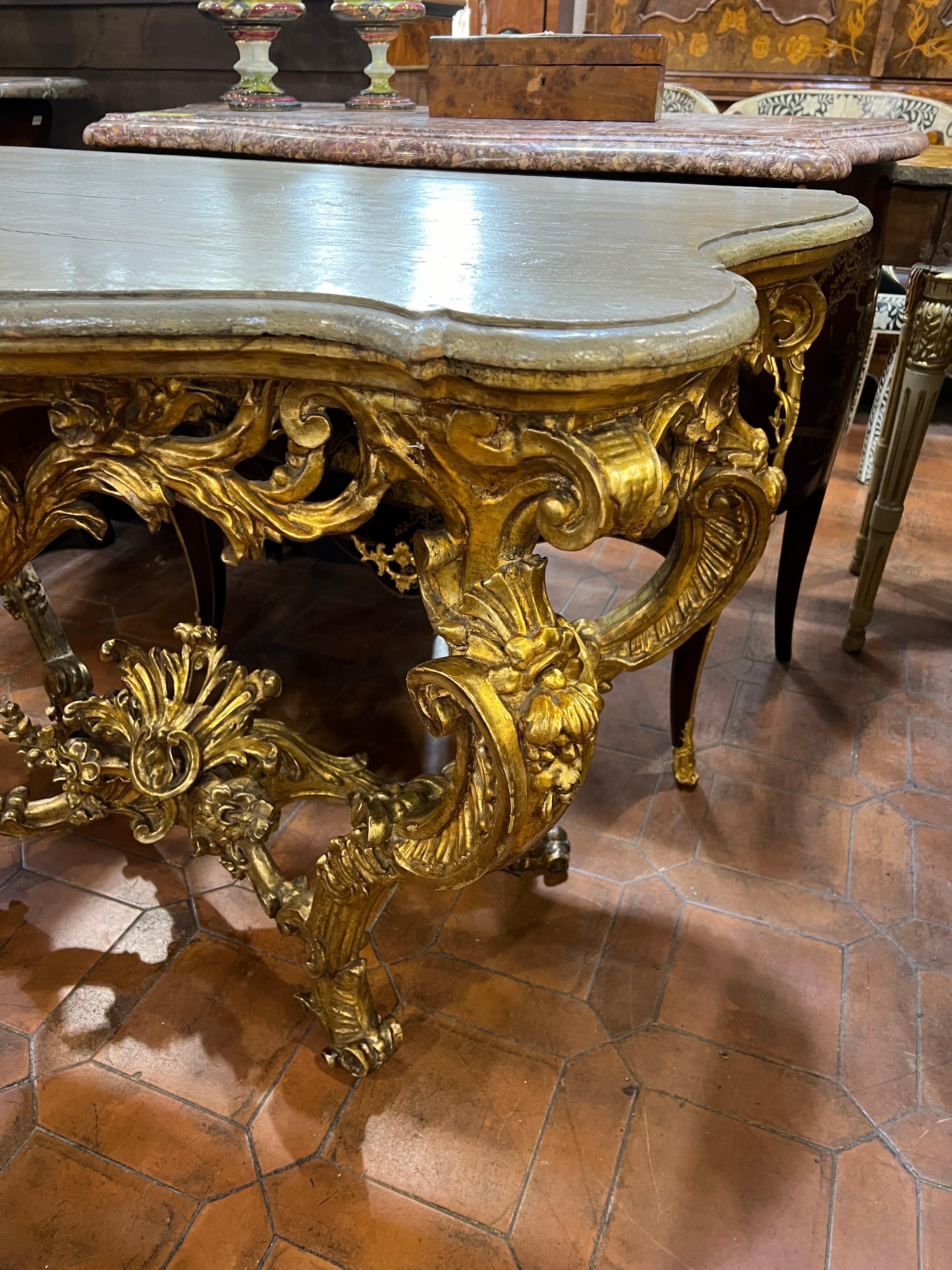 Hand-Carved 18th Century Italian Piedimont Louis XV Gilt Hand Carved Console 1700