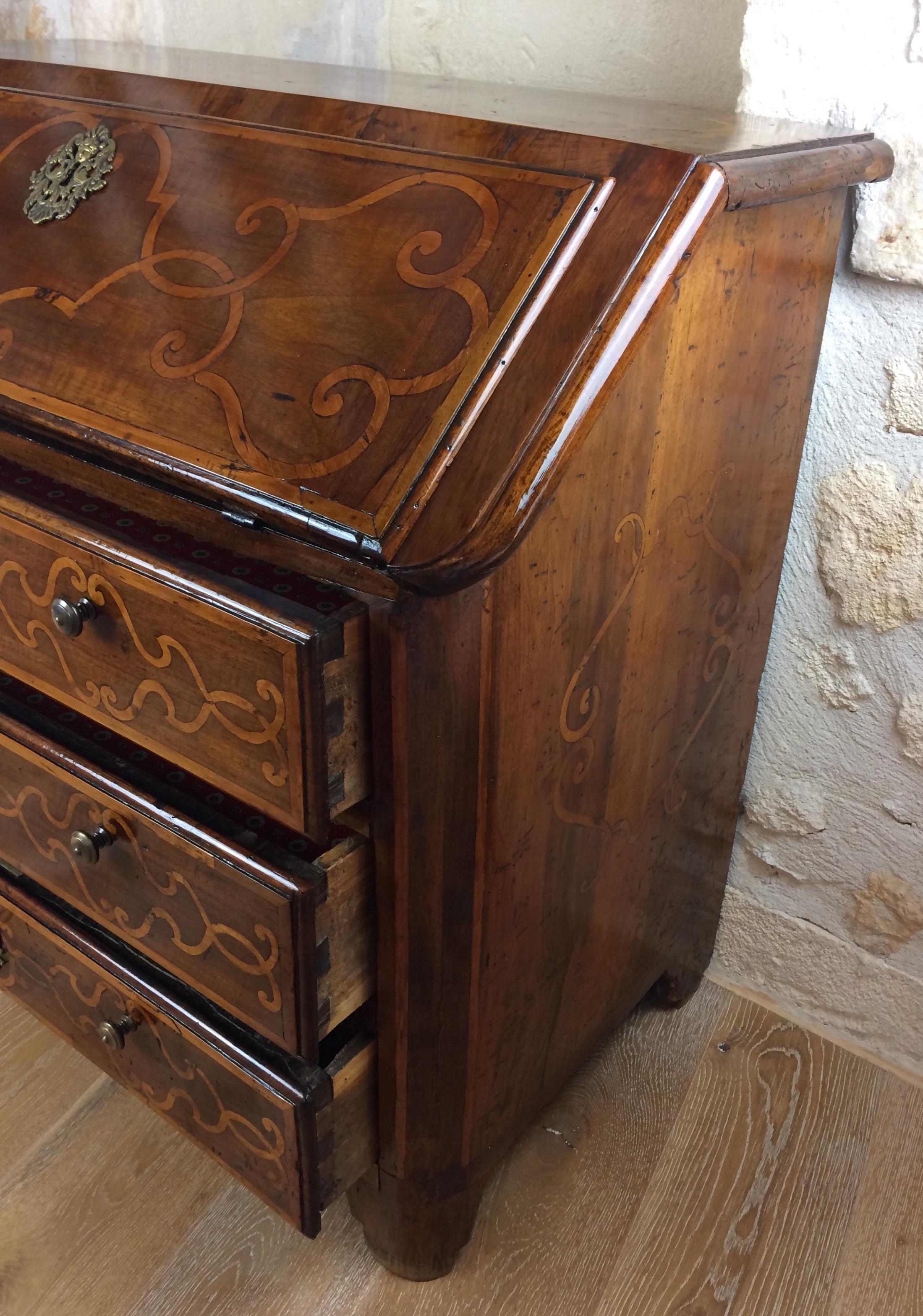Walnut 18th Century Italian Piemonte Commode Secretary Desk For Sale