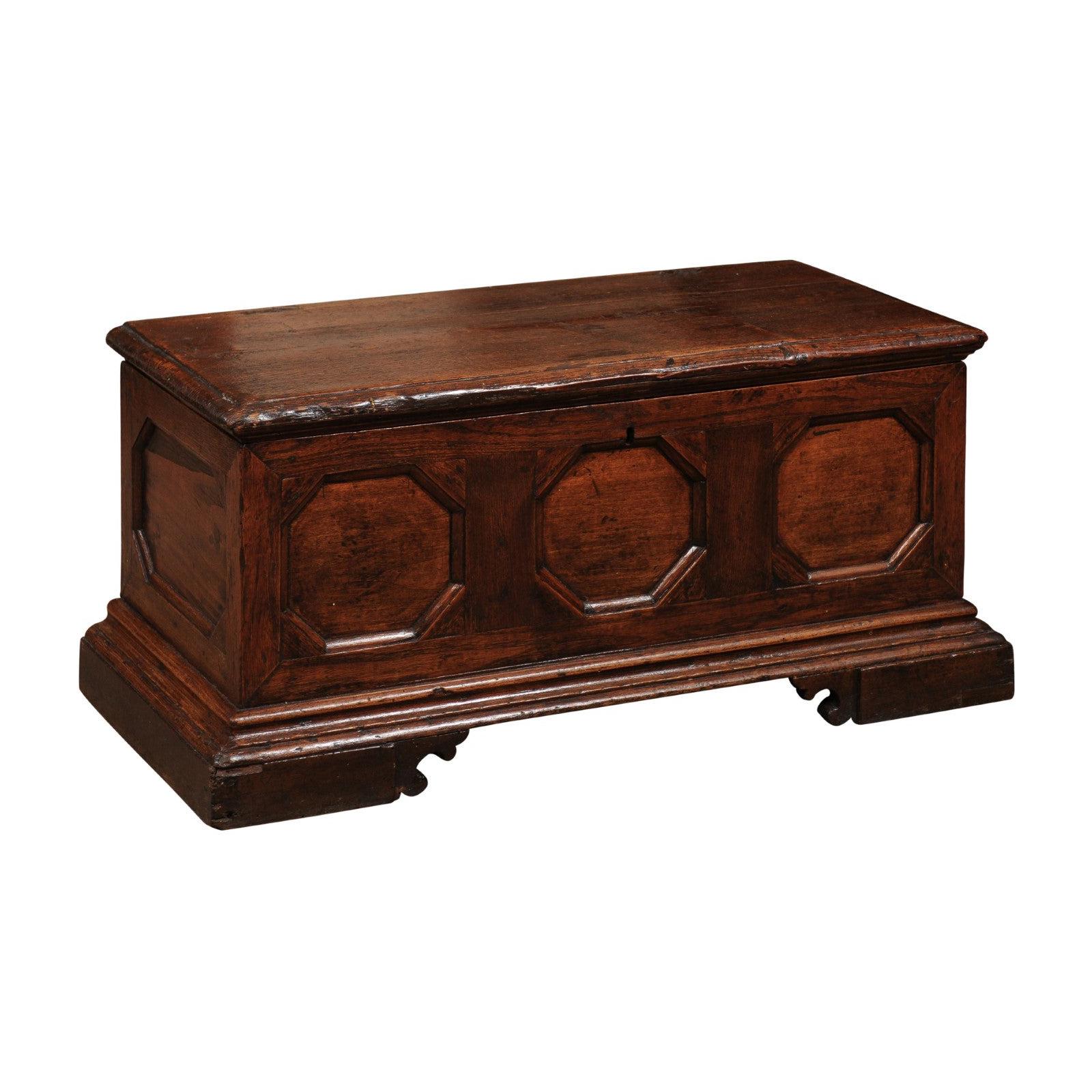 18th Century Italian Pine Coffer For Sale