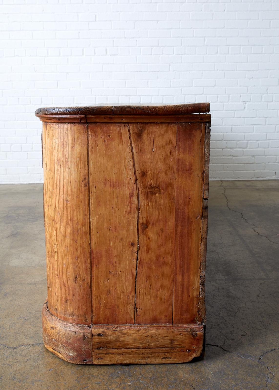 18th Century Italian Pine Sideboard Chest Dresser 10