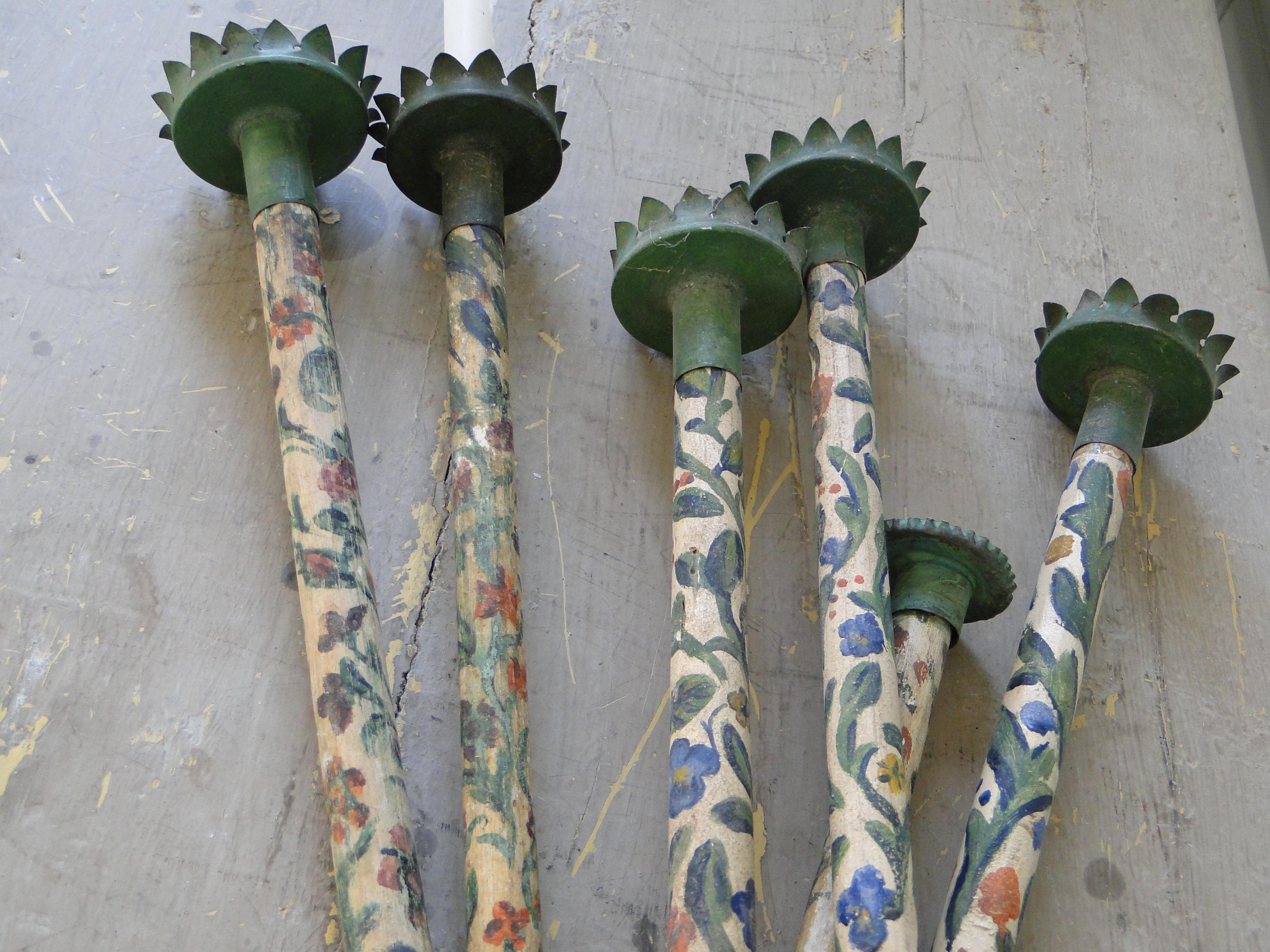 18th Century Italian Procession Candlesticks, Hand Painted, Very Rare Item In Good Condition For Sale In Sames, FR