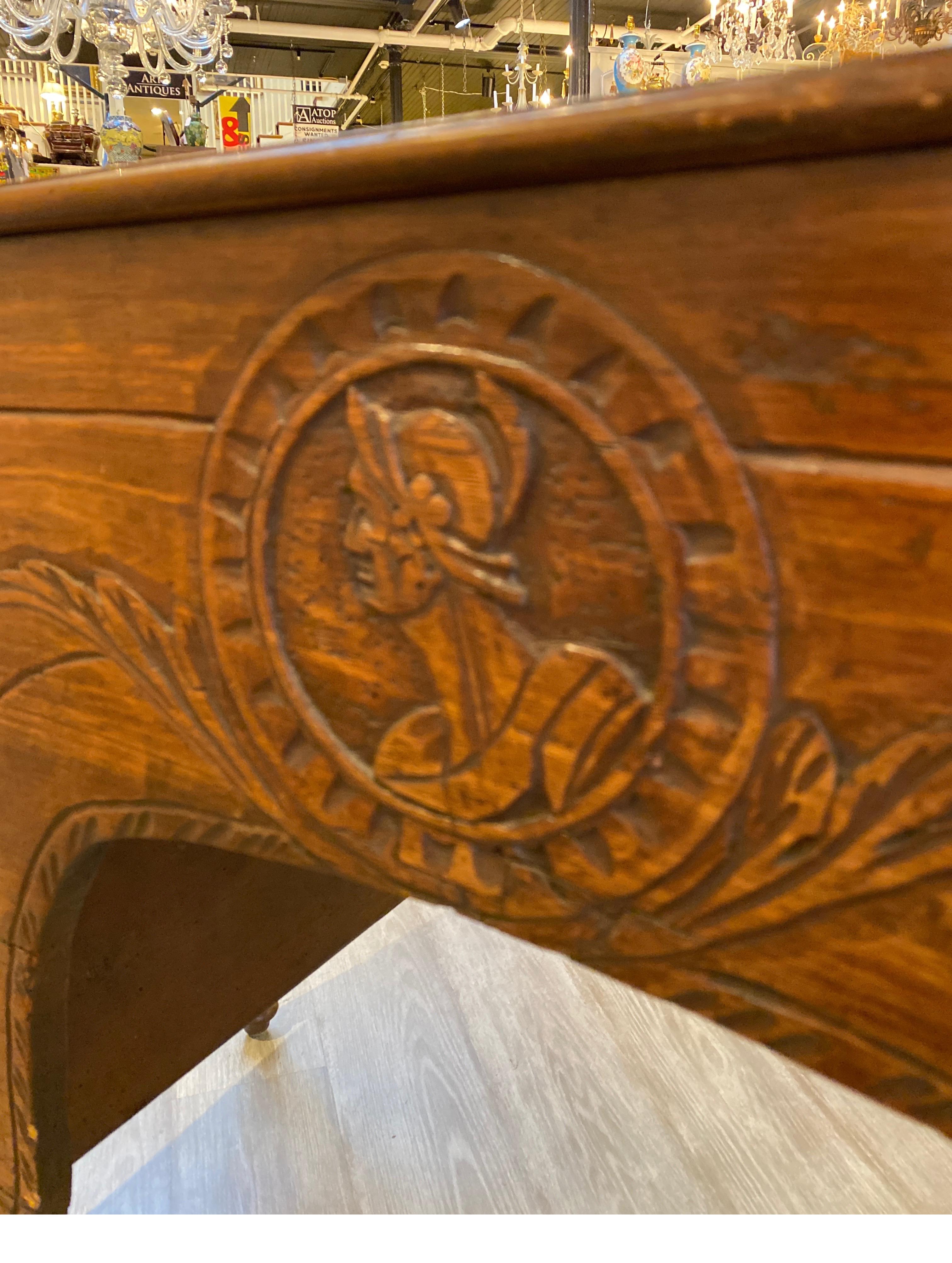 18th Century and Earlier 18th Century Italian Provincial Carve Knee Hole Desk For Sale
