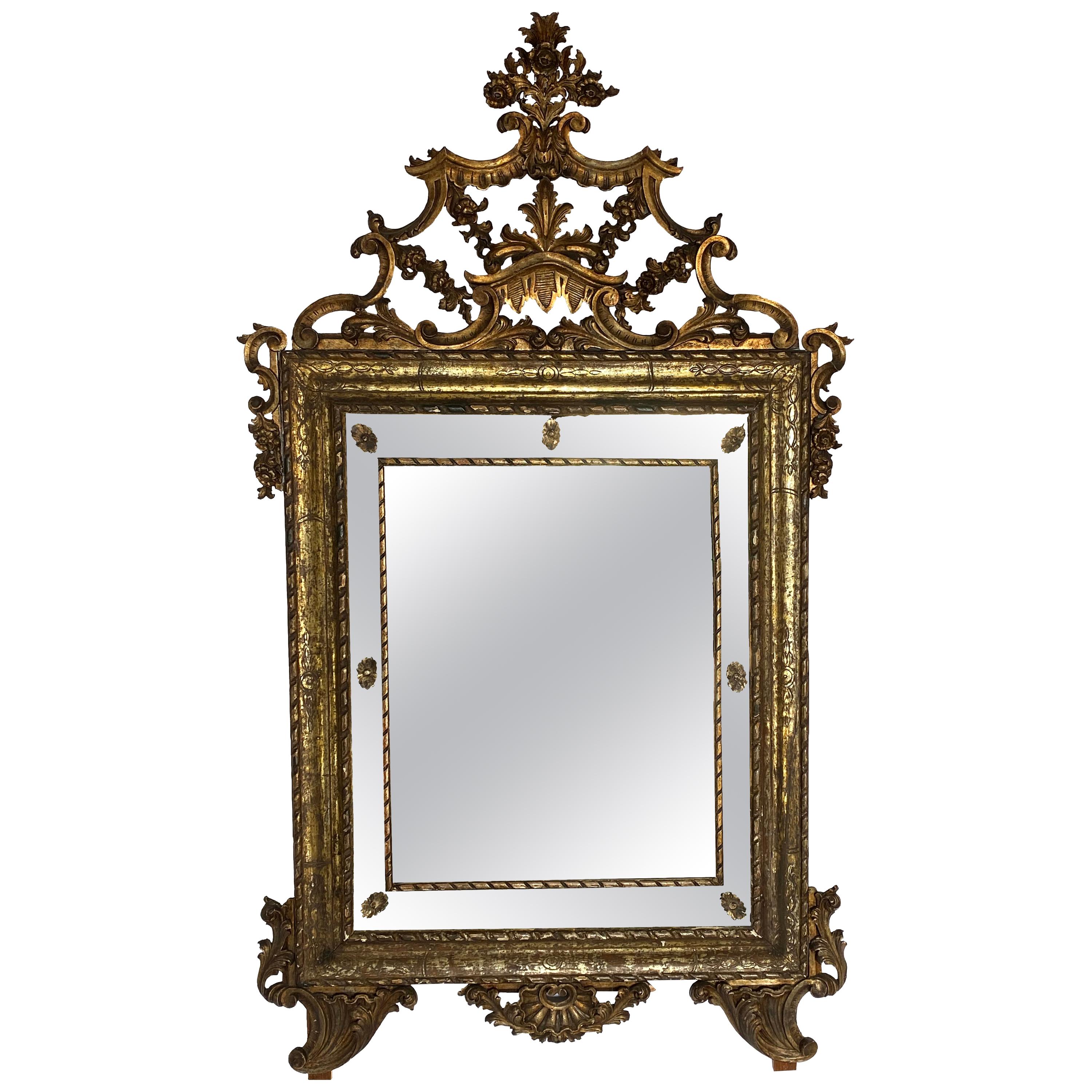 18th Century Italian Rococo Giltwood Mirror
