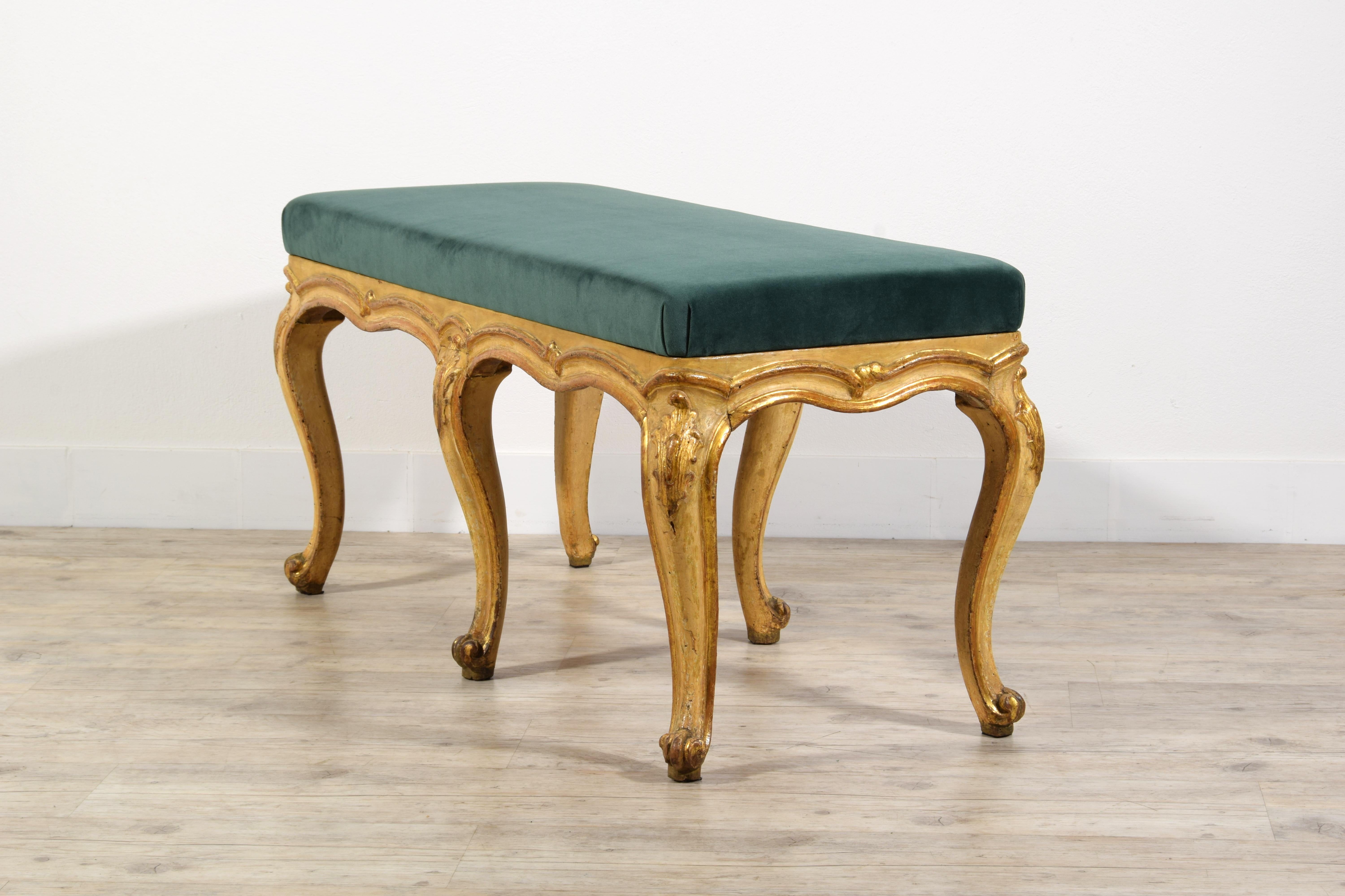 18th century, Italian Rococo Lacquered and Gilt Wood Bench  For Sale 13