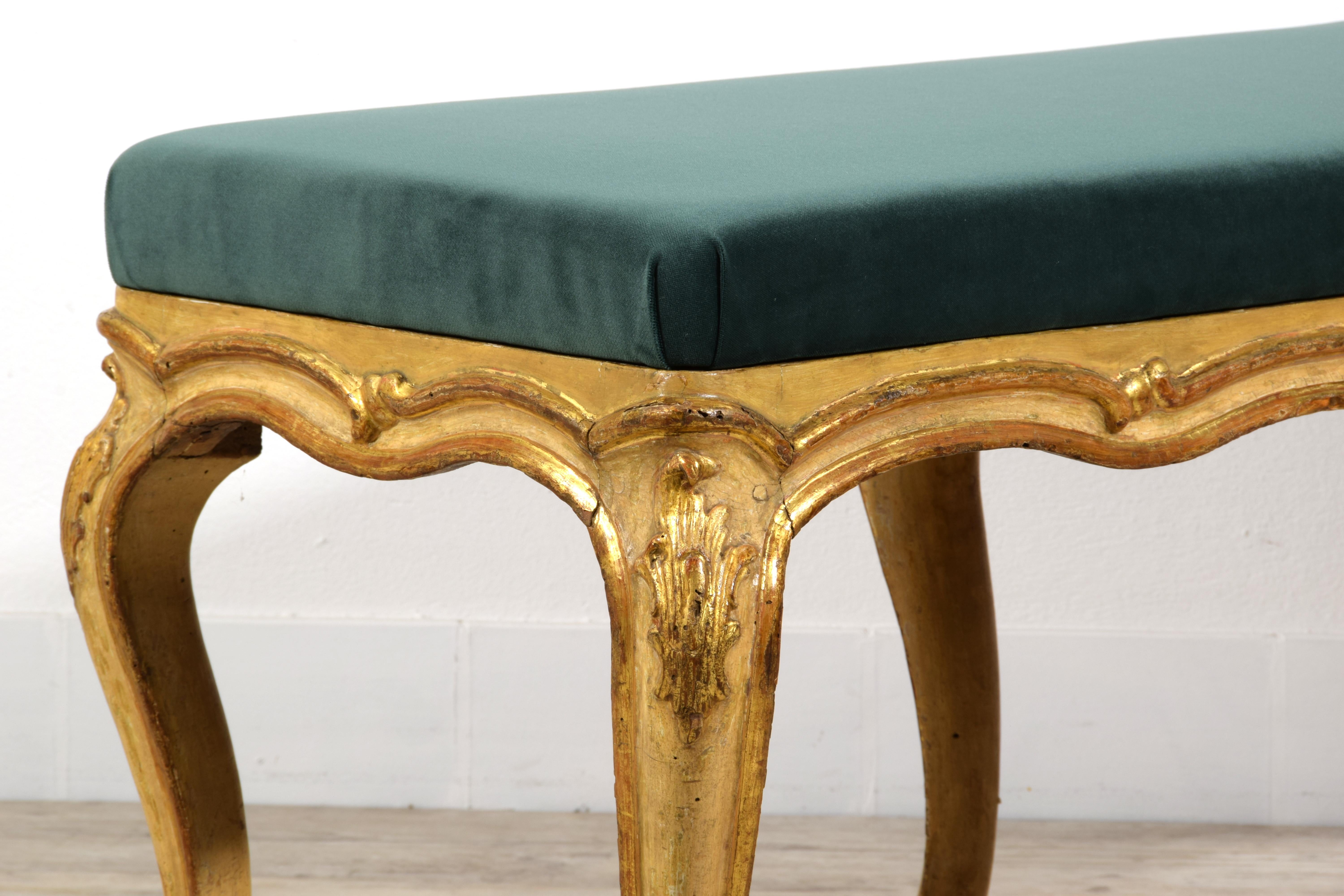 18th century, Italian Rococo Lacquered and Gilt Wood Bench  For Sale 16
