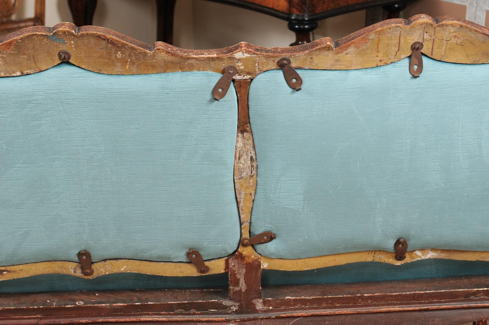 18th Century Italian Rococo Painted Canape au Chasse For Sale 3