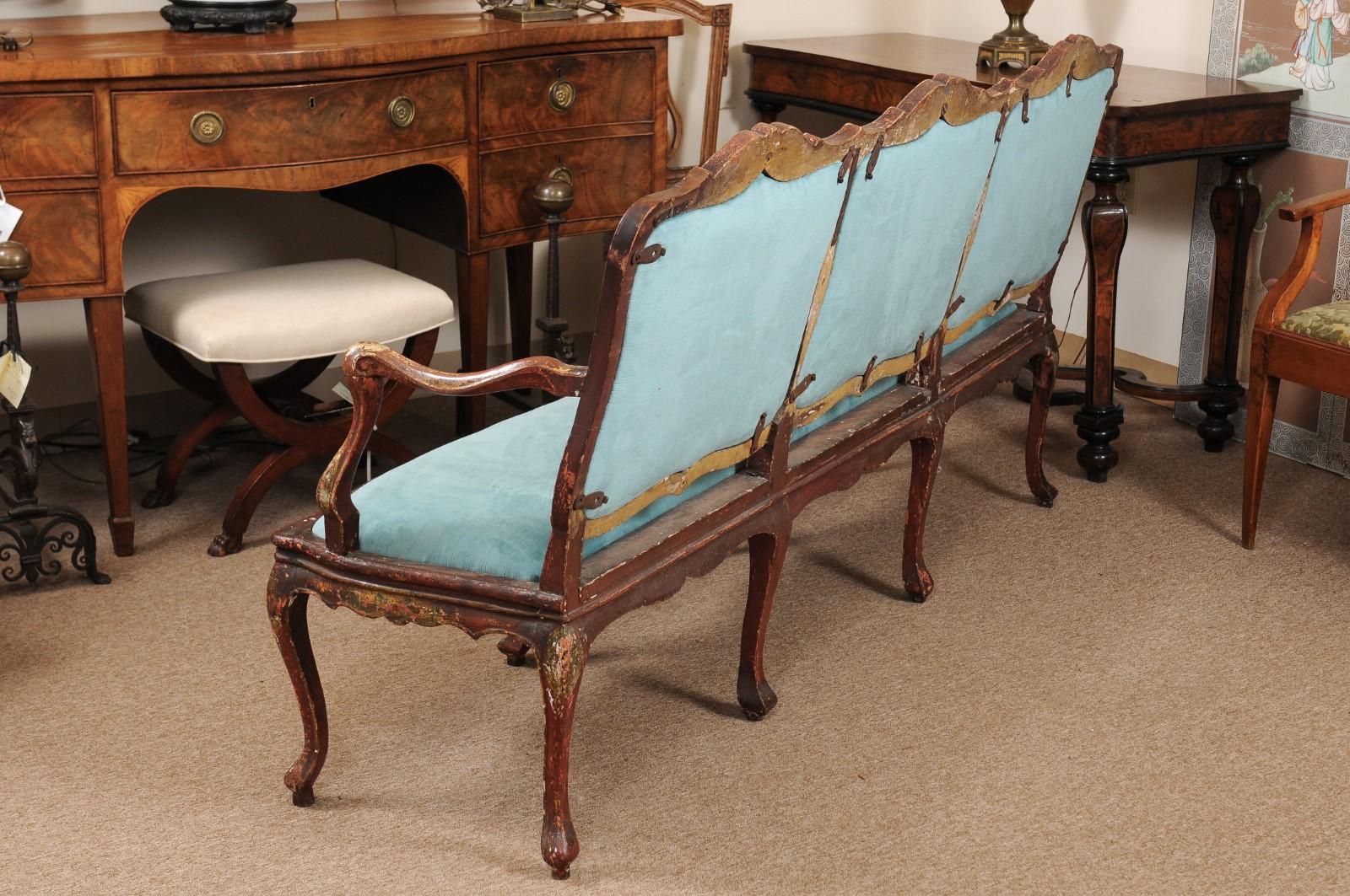 18th Century Italian Rococo Painted Canape au Chasse For Sale 4