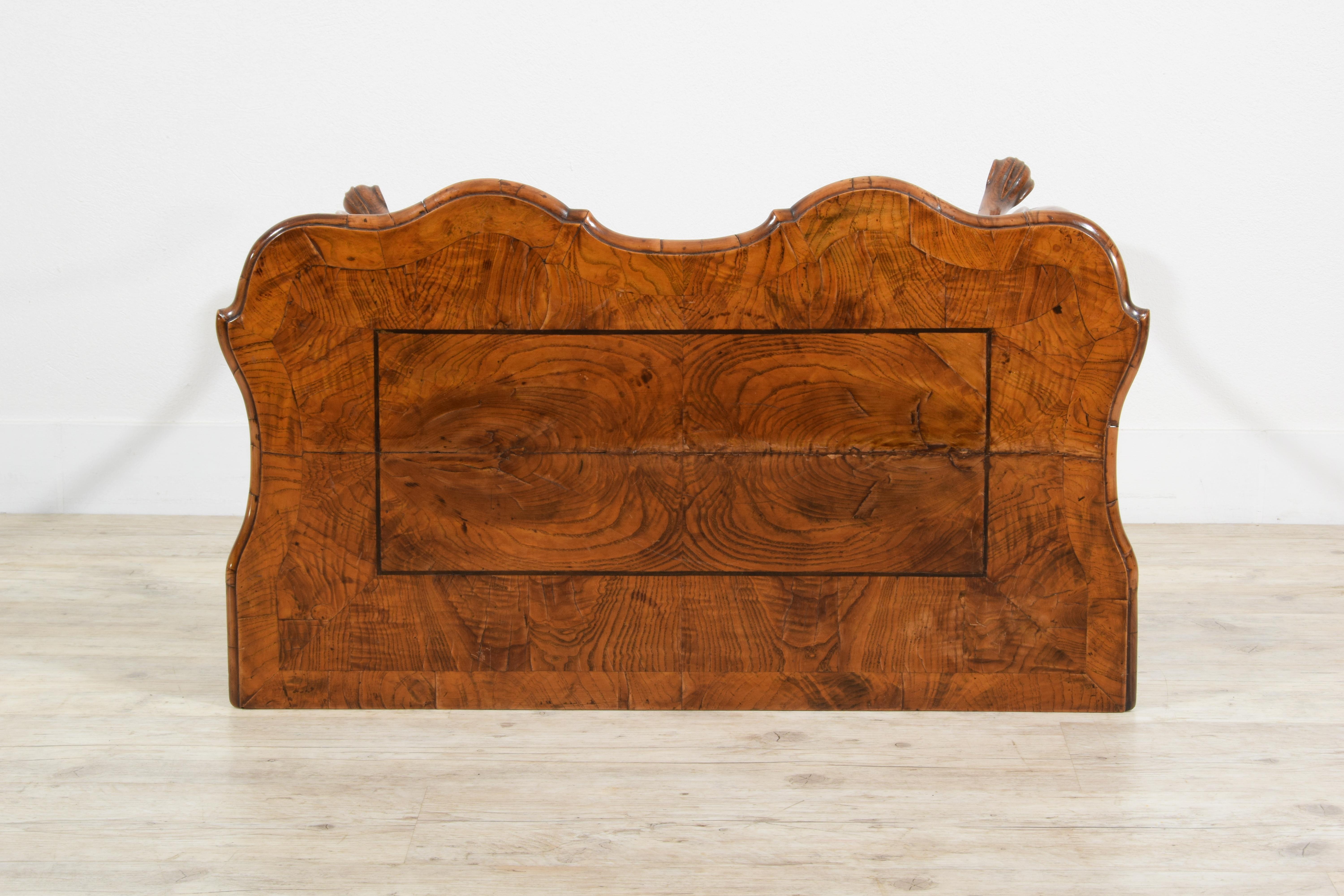 18. Jahrhundert, Italienischer Rokoko Wood Konsolentisch im Angebot 6