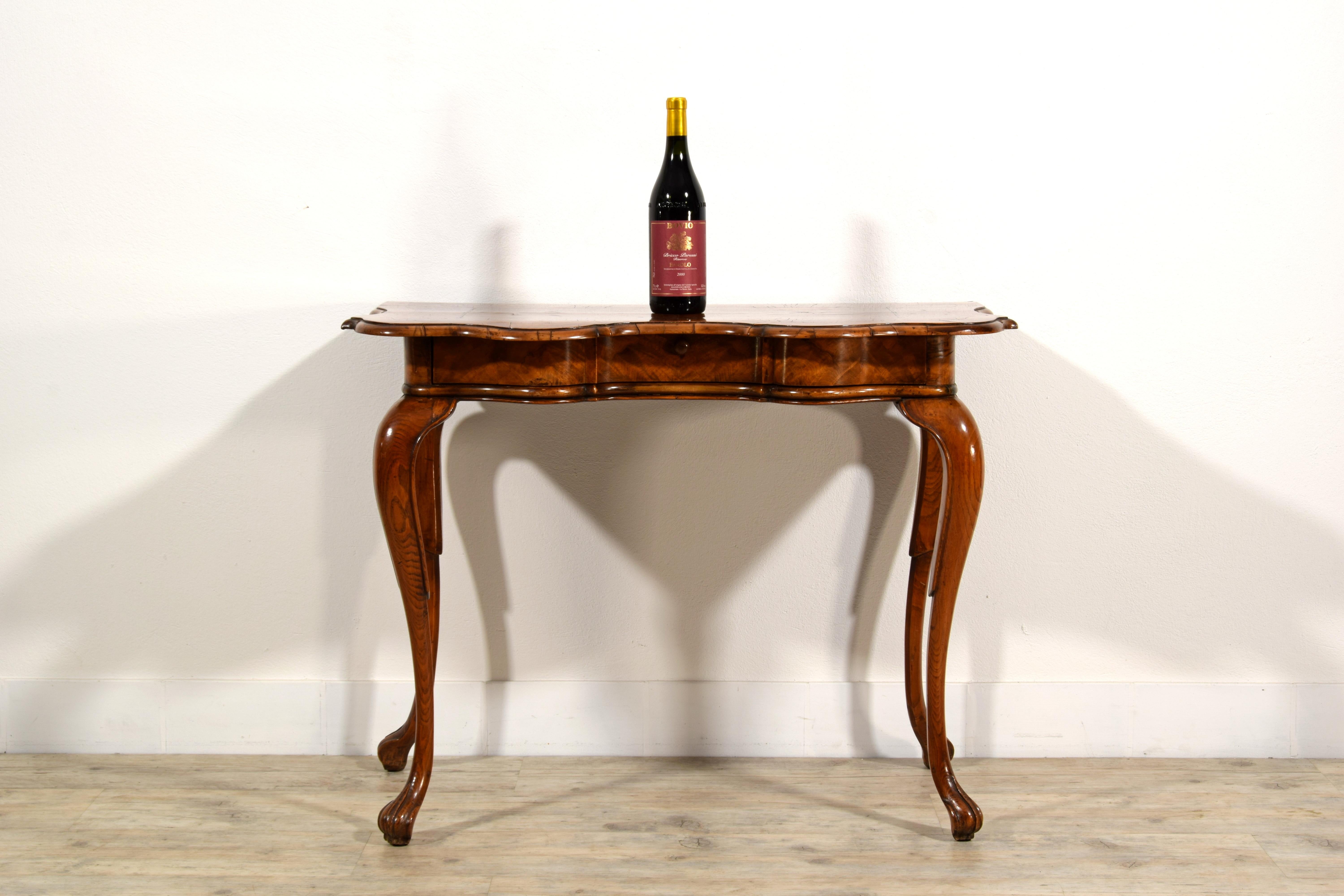 18. Jahrhundert, Italienischer Rokoko Wood Konsolentisch im Angebot 2