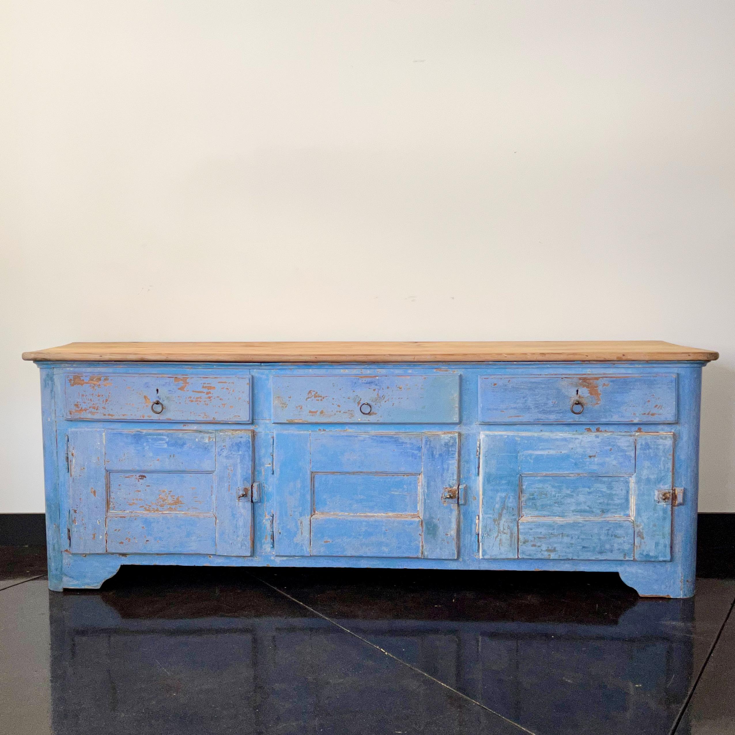 Hand-Carved 18th century Italian Rustic Sideboard For Sale